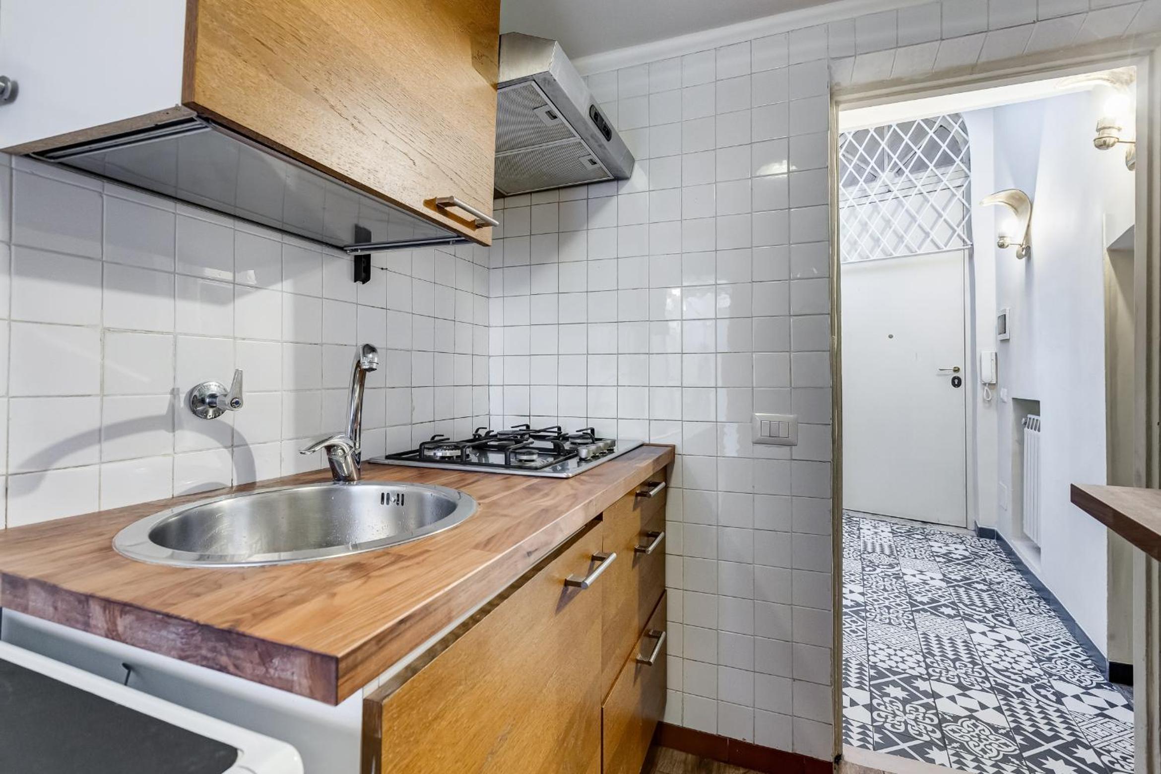 VIVILO COLLECTION - Spanish Steps Macelli Apt with private terrace