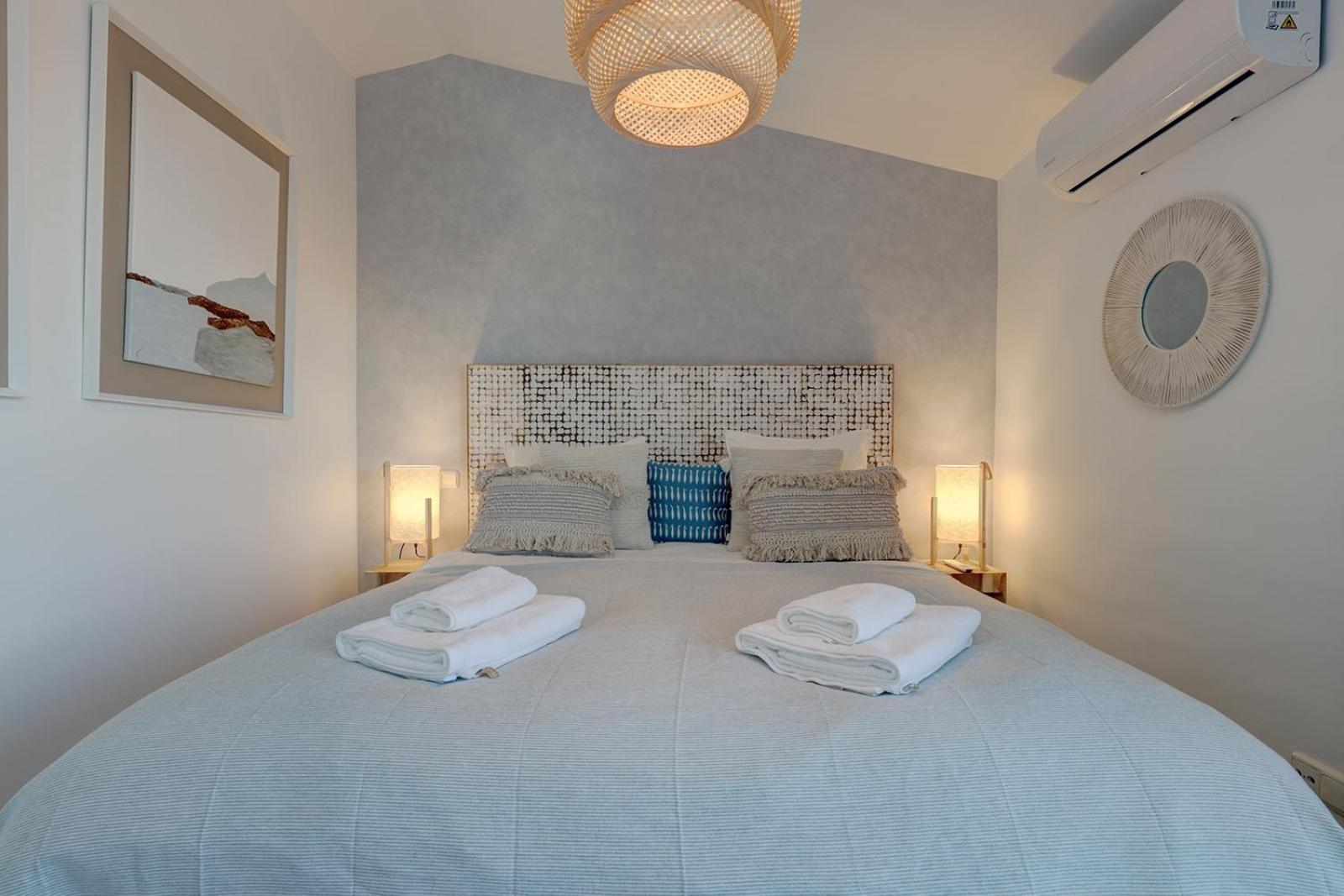 Bright Nordic style penthouse in beachside resort