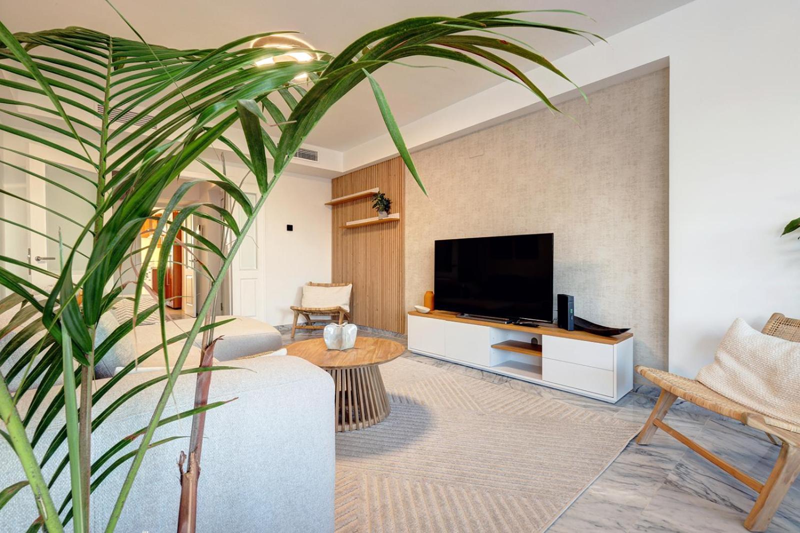 Bright Nordic style penthouse in beachside resort