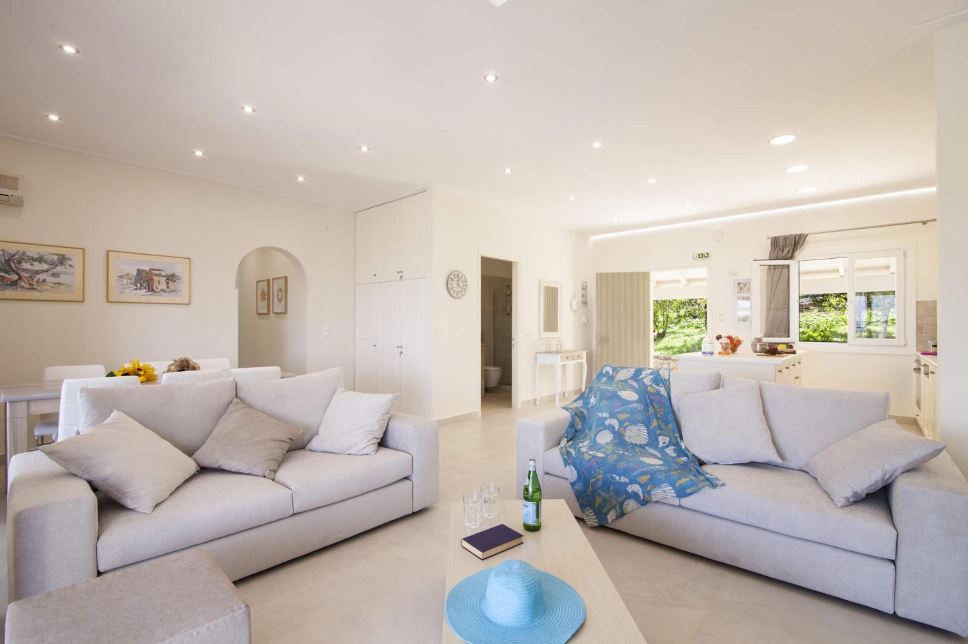 Villa Petra by Villa Plus photo 4