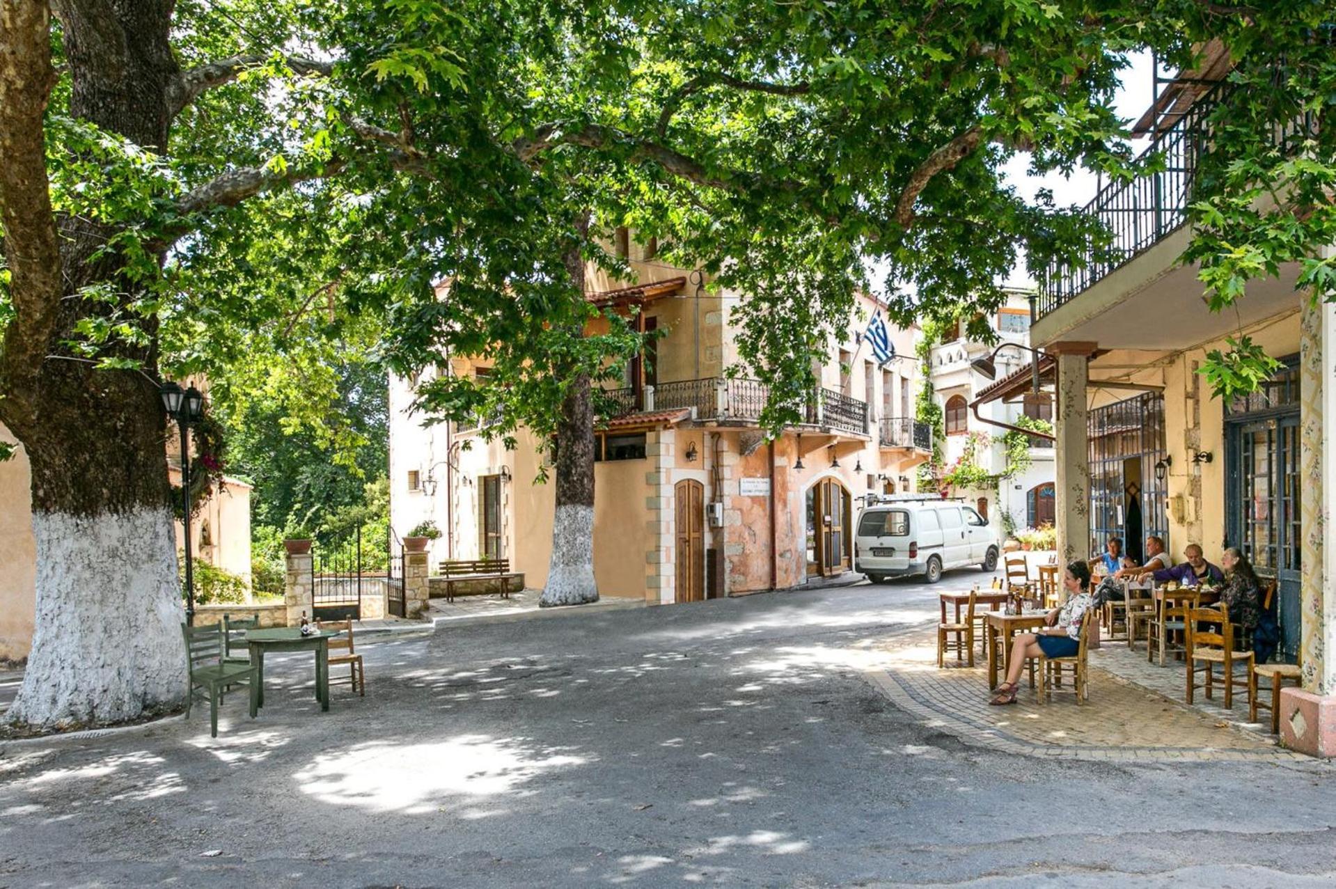 Villa Chloe by Villa Plus view 3