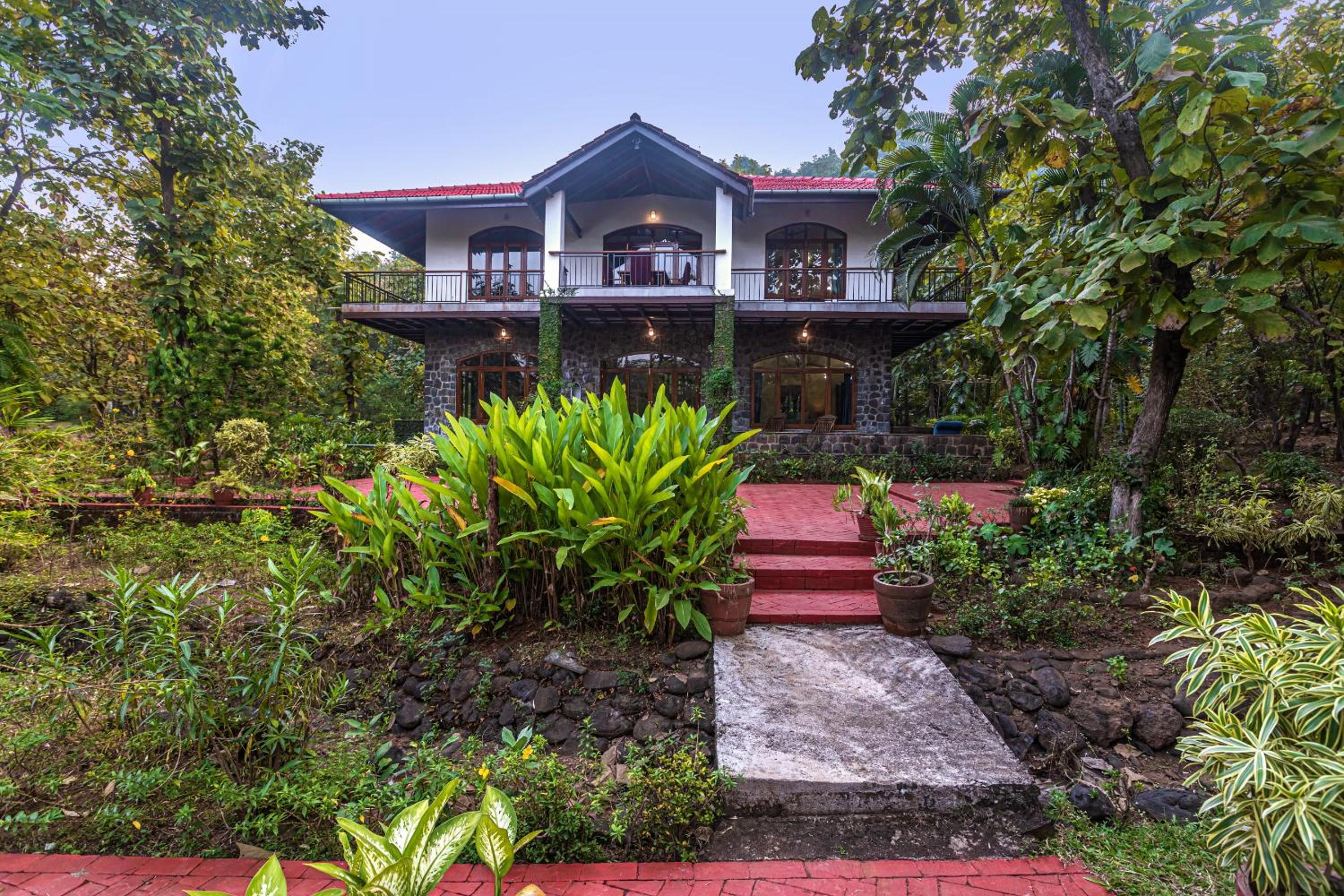 Saffronstays Alma Grove 3 BR Pet friendly with Pool & Nature View view 5