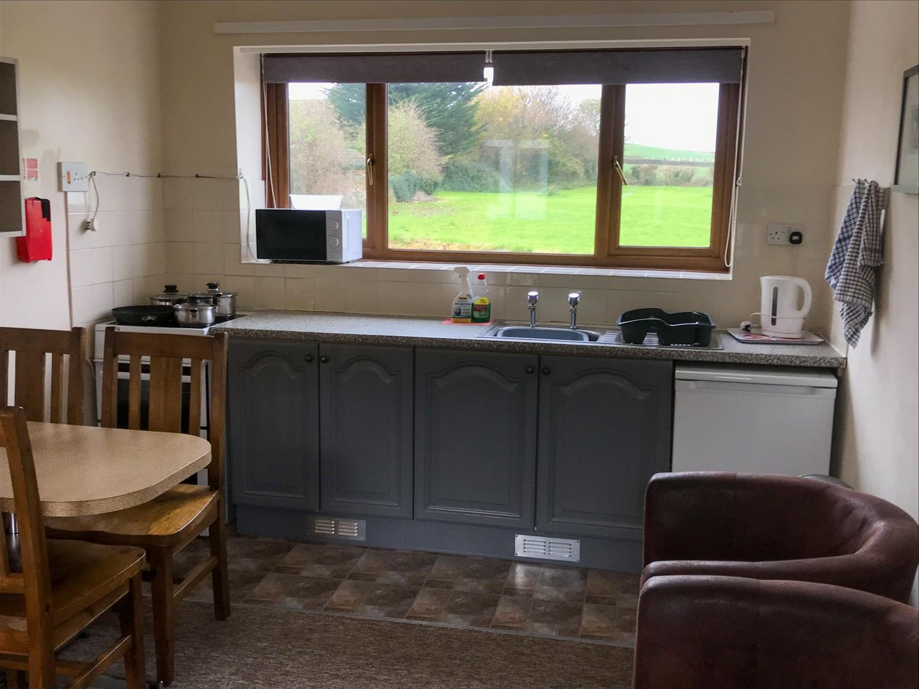 Court Farm Holiday Bungalows Ltd view 4