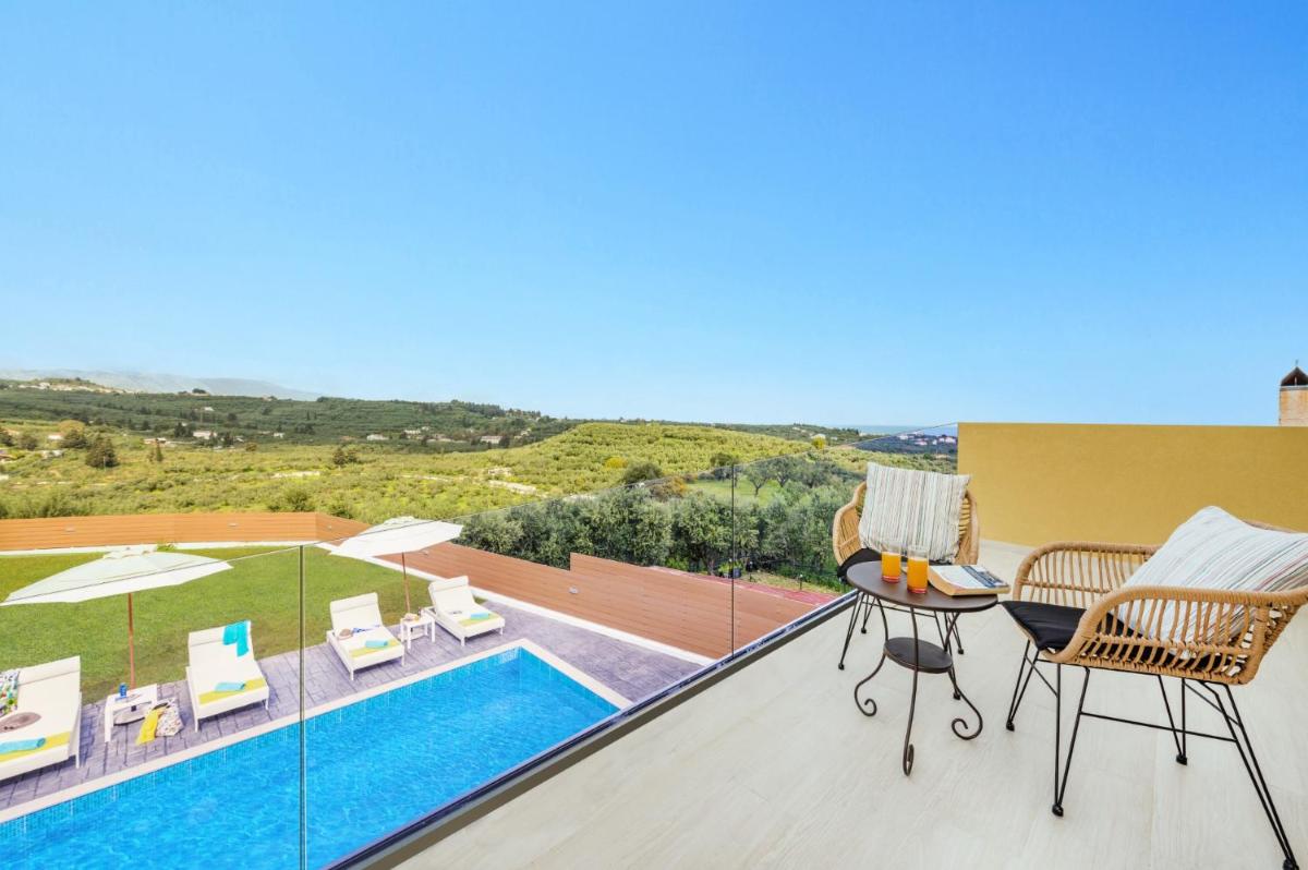 Villa Aelia by Villa Plus photo 2