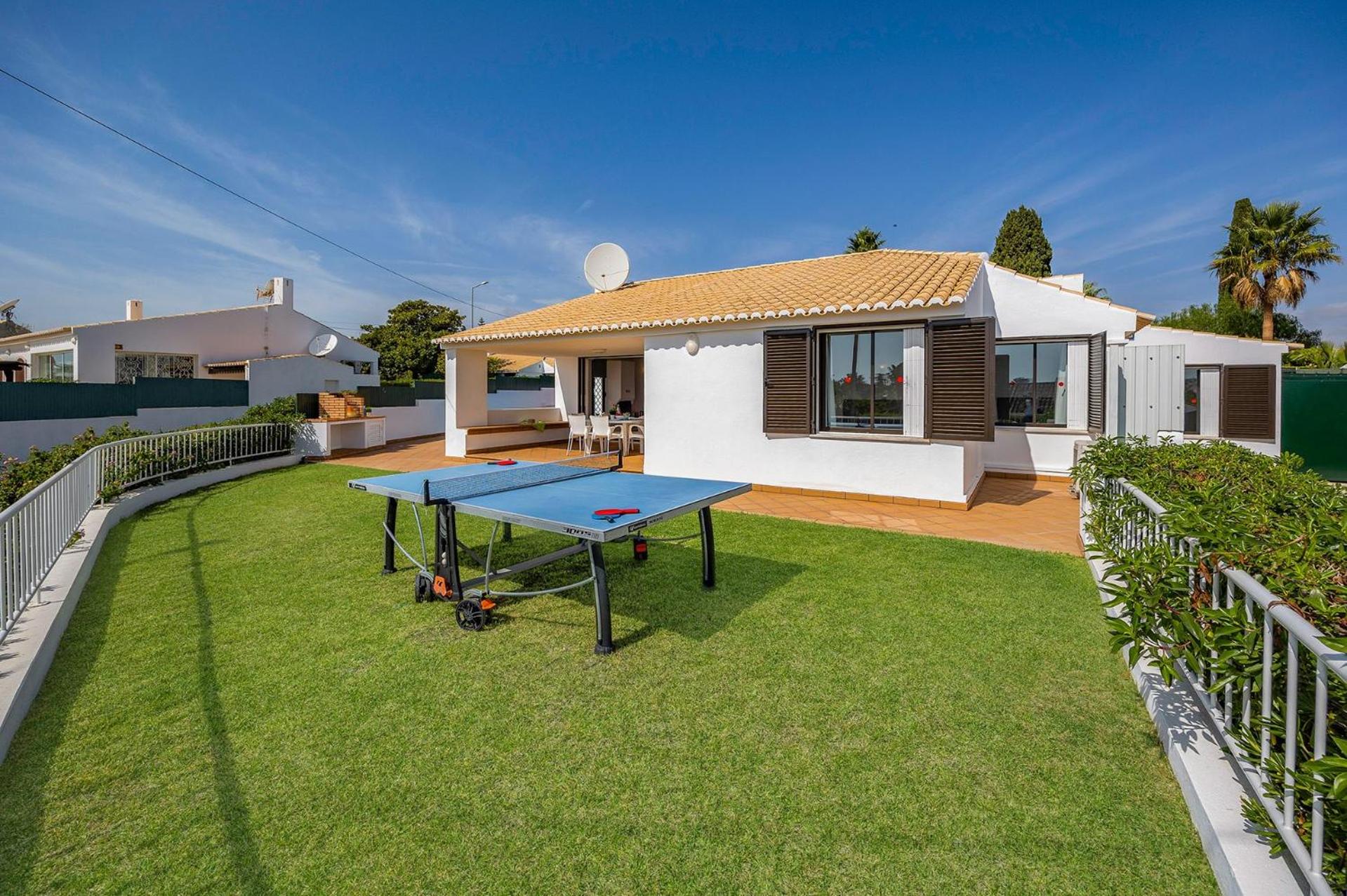 Villa Amendoeira by Villa Plus view 4