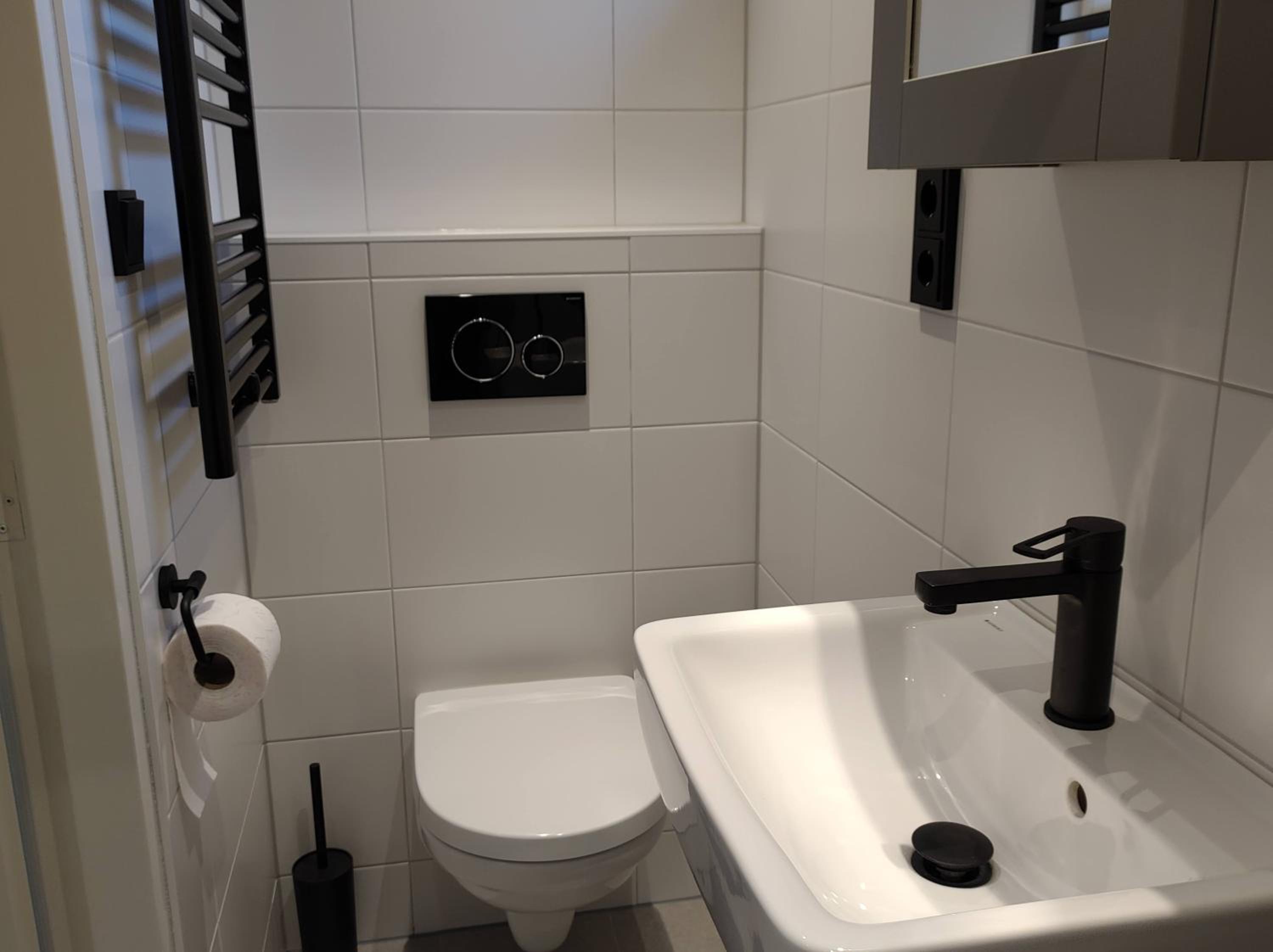 TINY STUDIO BATAVIA adults only Bed by the Sea view 5