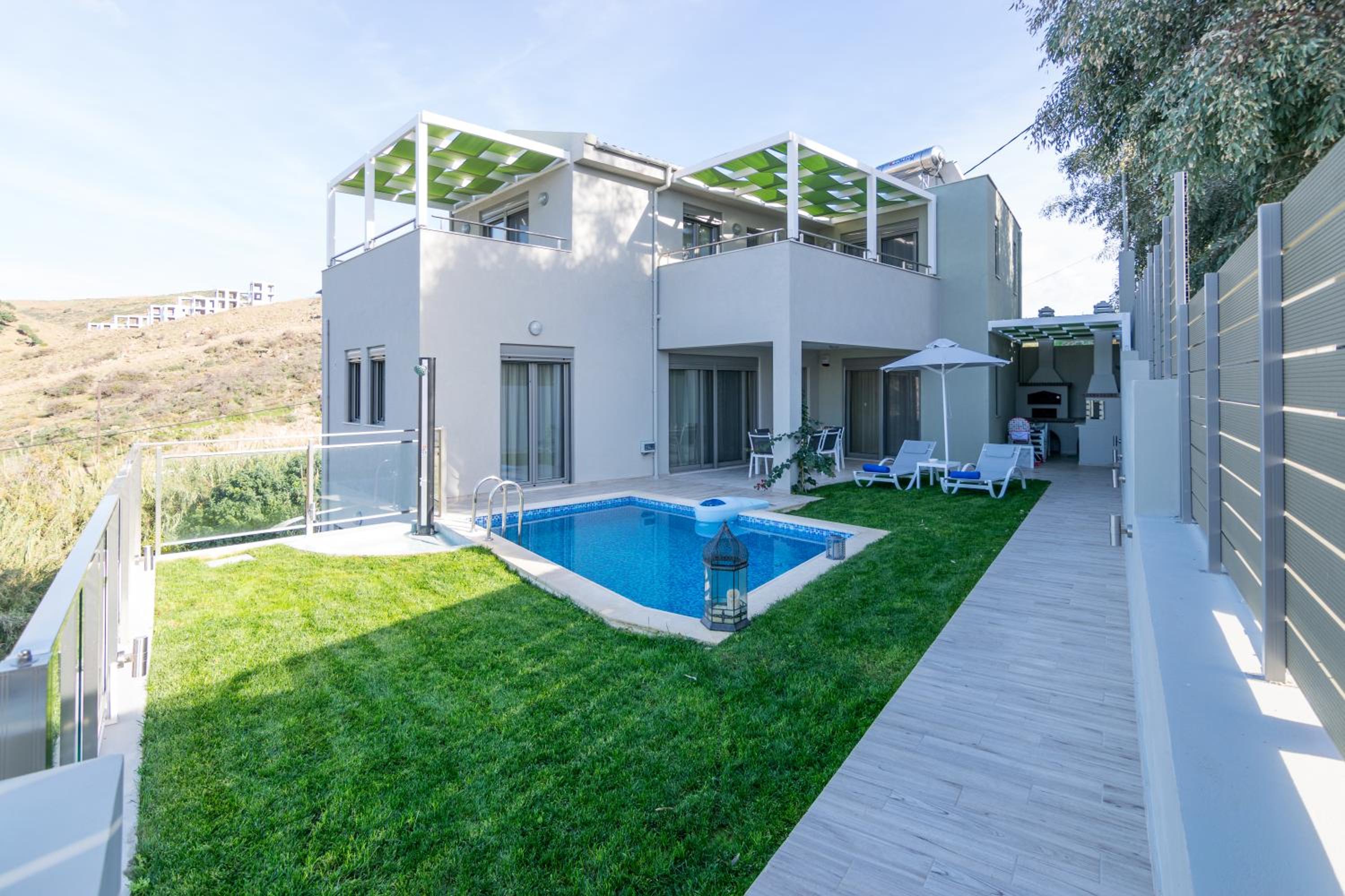 Villa Ilianthos
