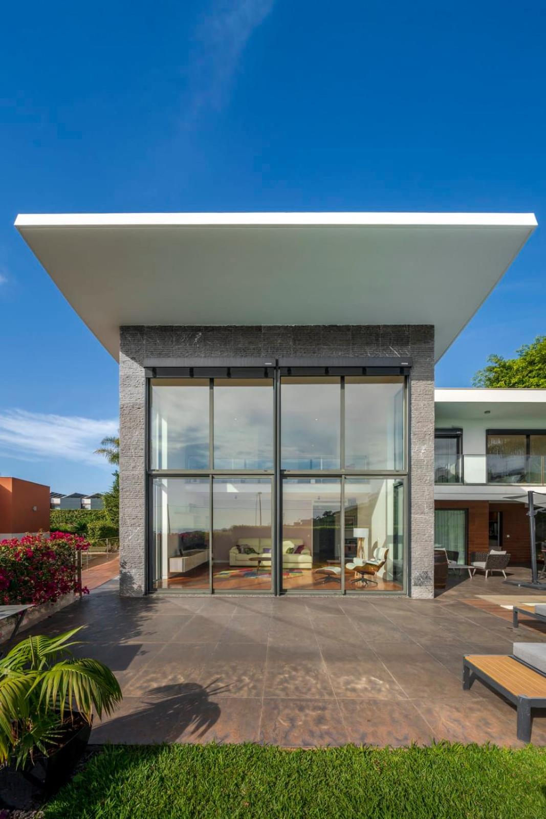 Villa das Quebradas by An Island Apart