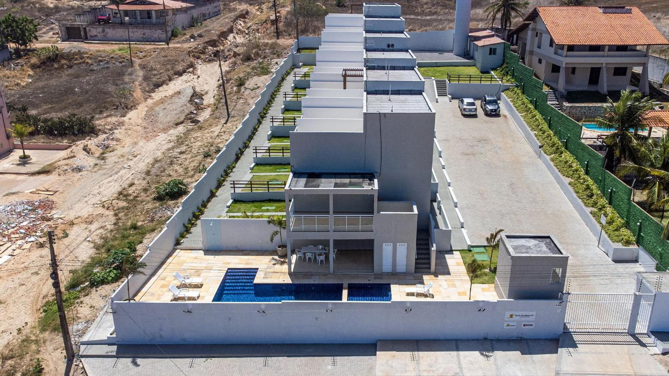 Exclusive Duplex at Beach TownHouse IV by Carpediem