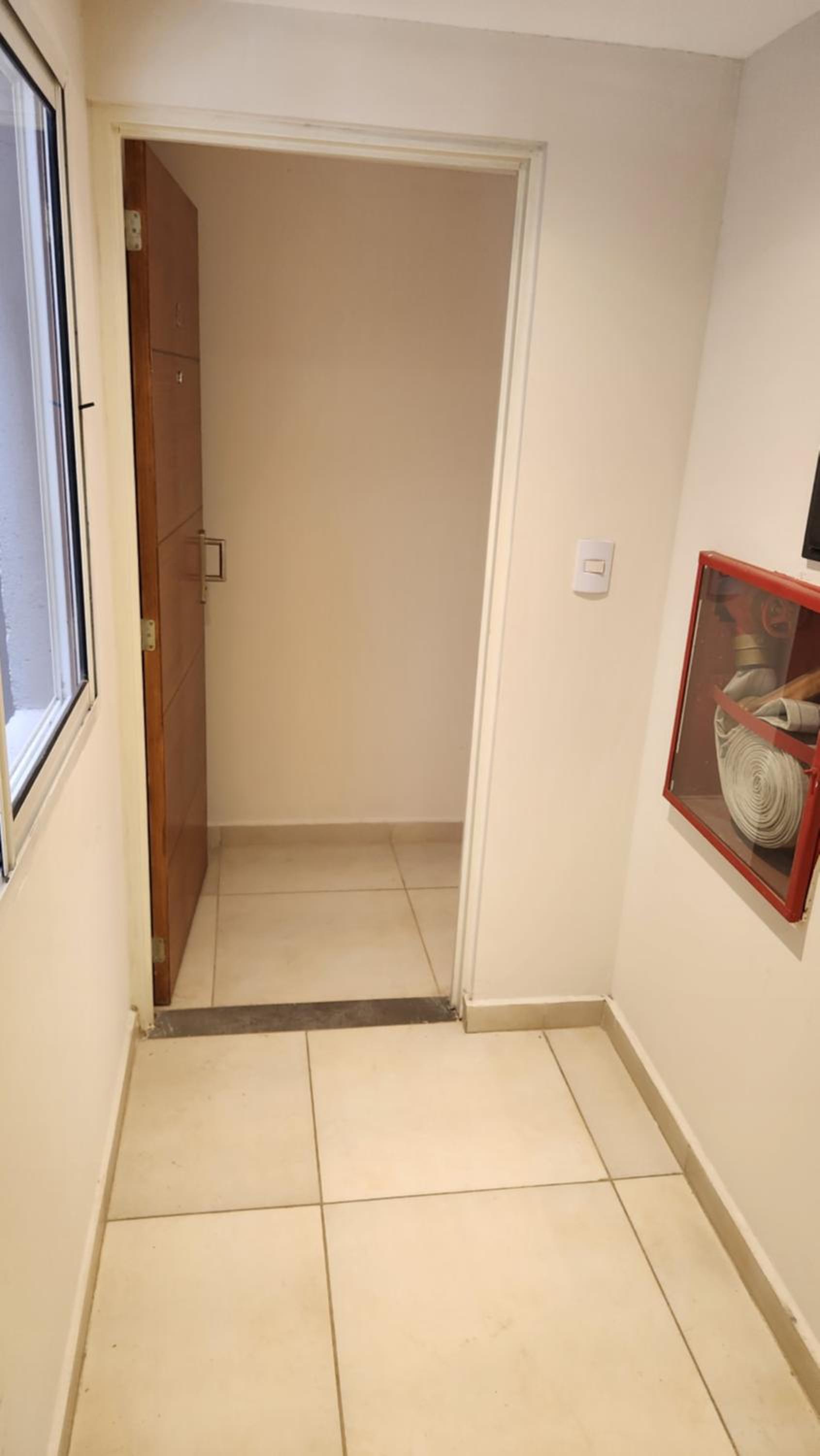 Depto a estrenar Ayacucho al 300, cochera privada en el edificio