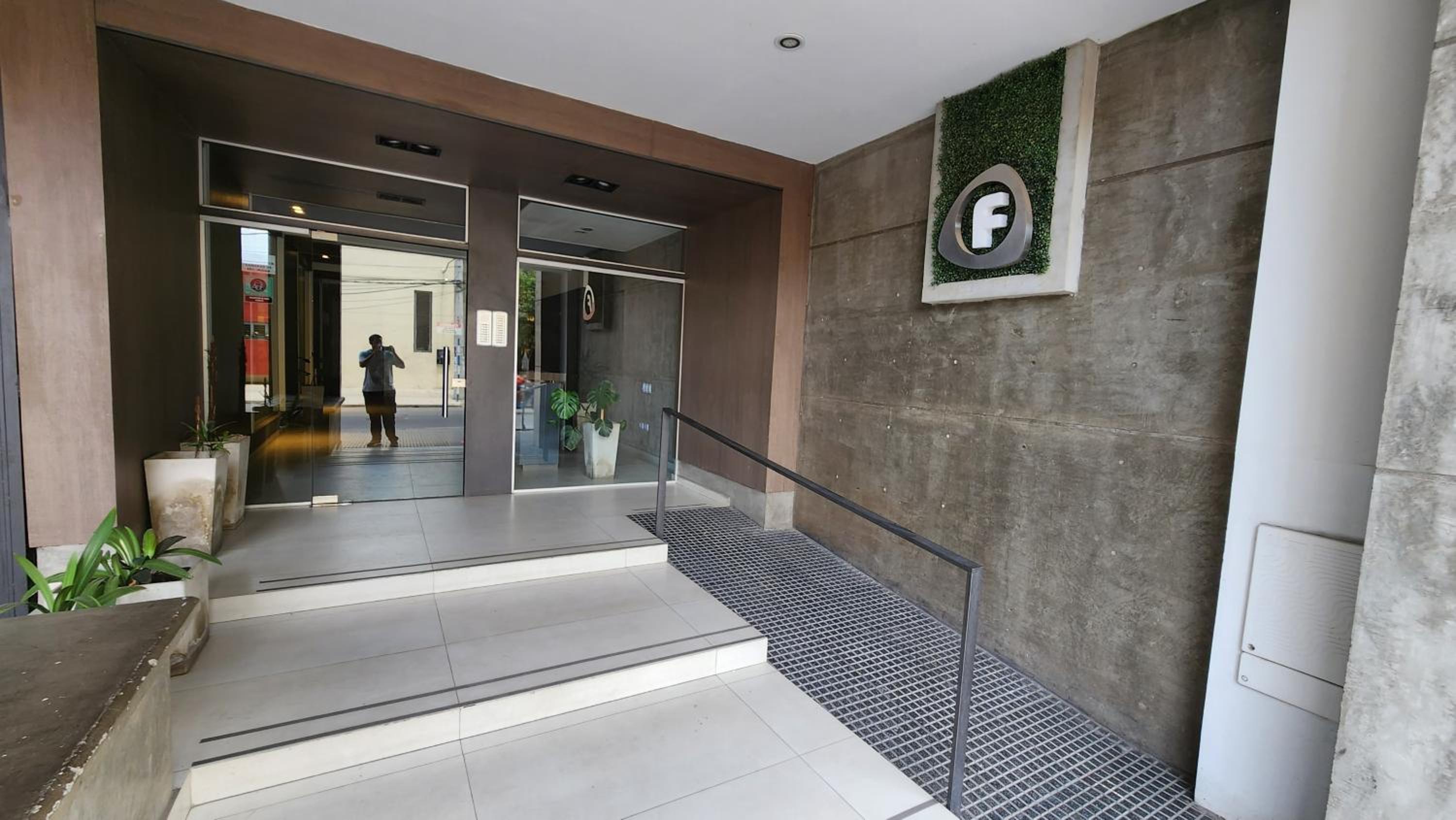 Depto a estrenar Ayacucho al 300, cochera privada en el edificio