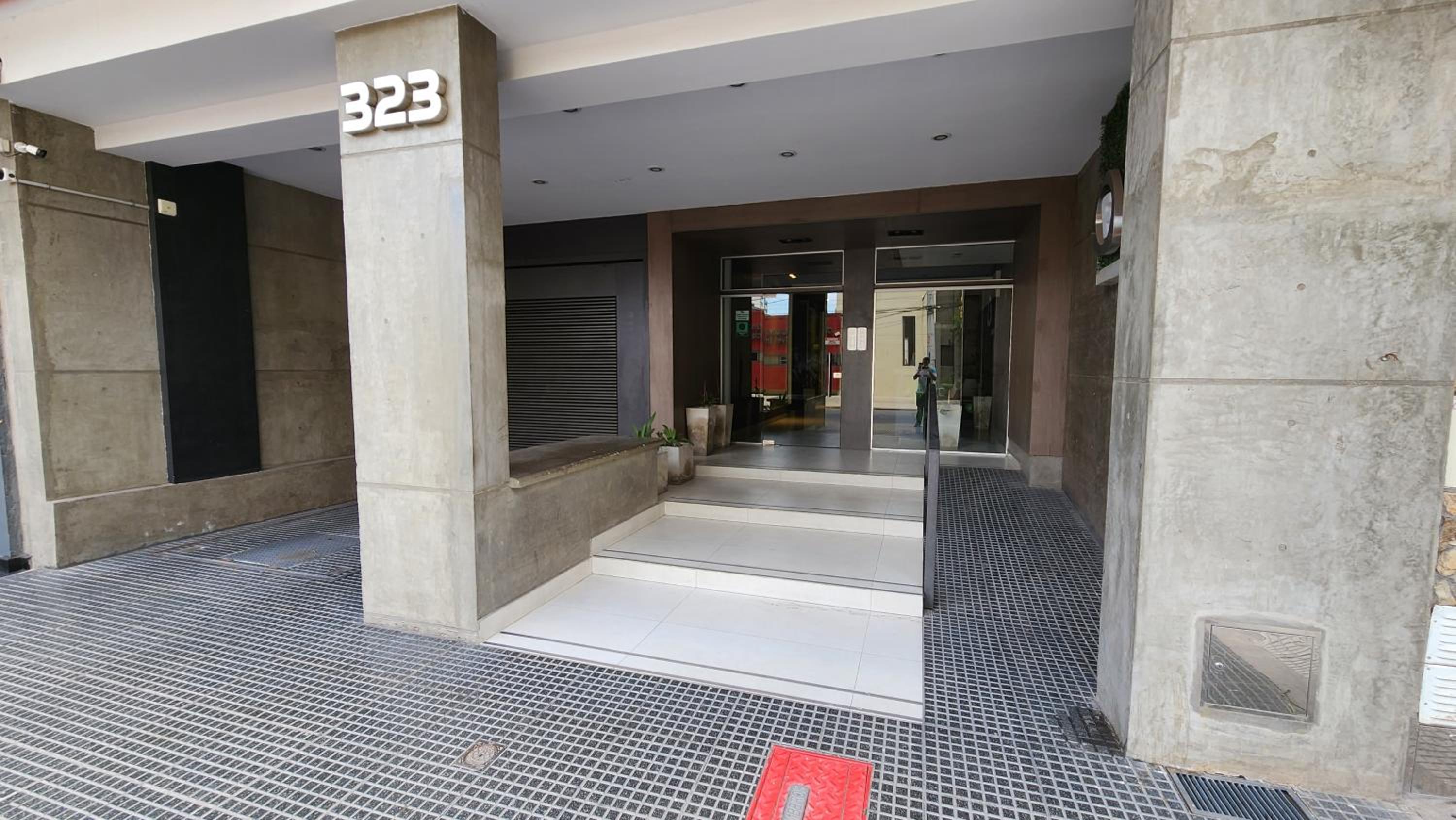 Depto a estrenar Ayacucho al 300, cochera privada en el edificio
