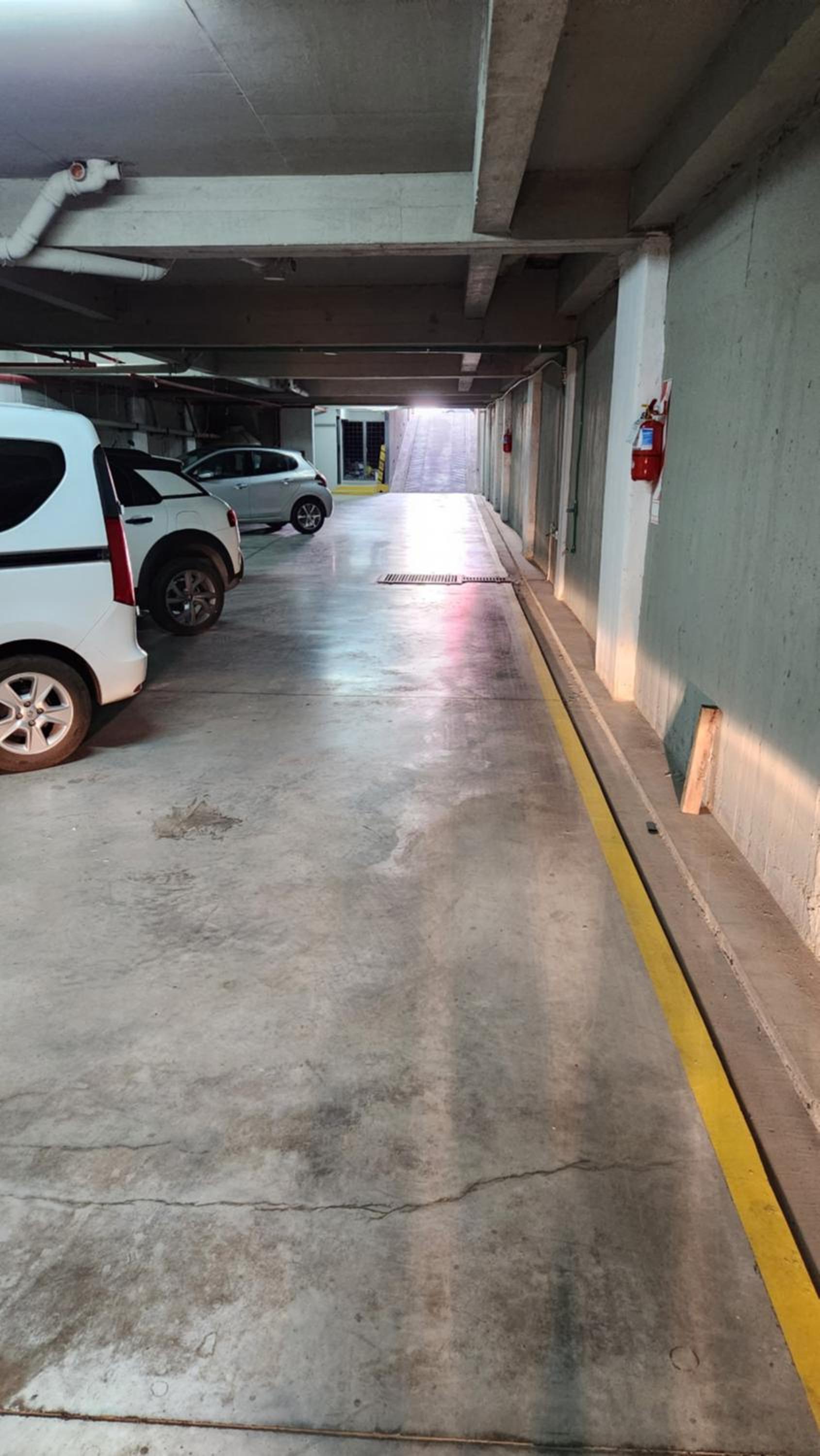 Depto a estrenar Ayacucho al 300, cochera privada en el edificio