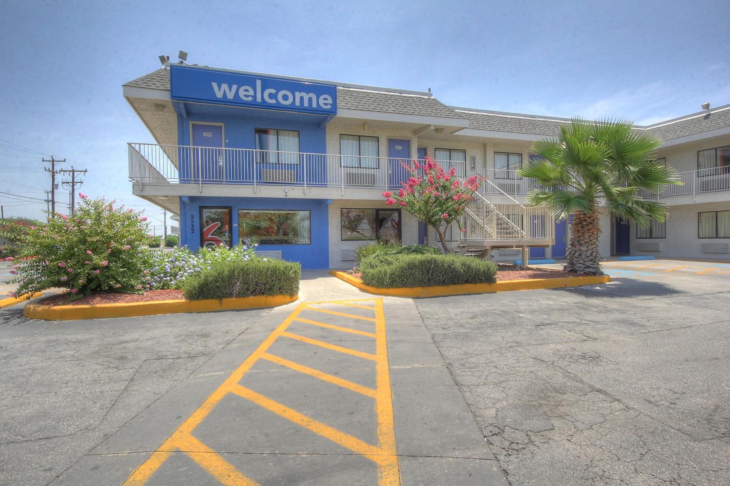 San Antonio Vacations - Motel 6-San Antonio, TX - Fort Sam Houston - Property Image 59