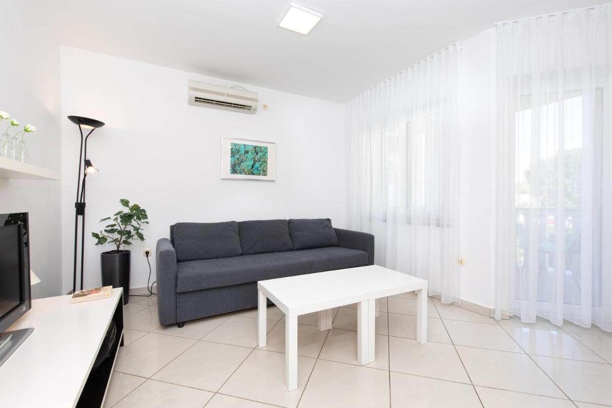 Apartment Lavendel - P. Dorcica view 5