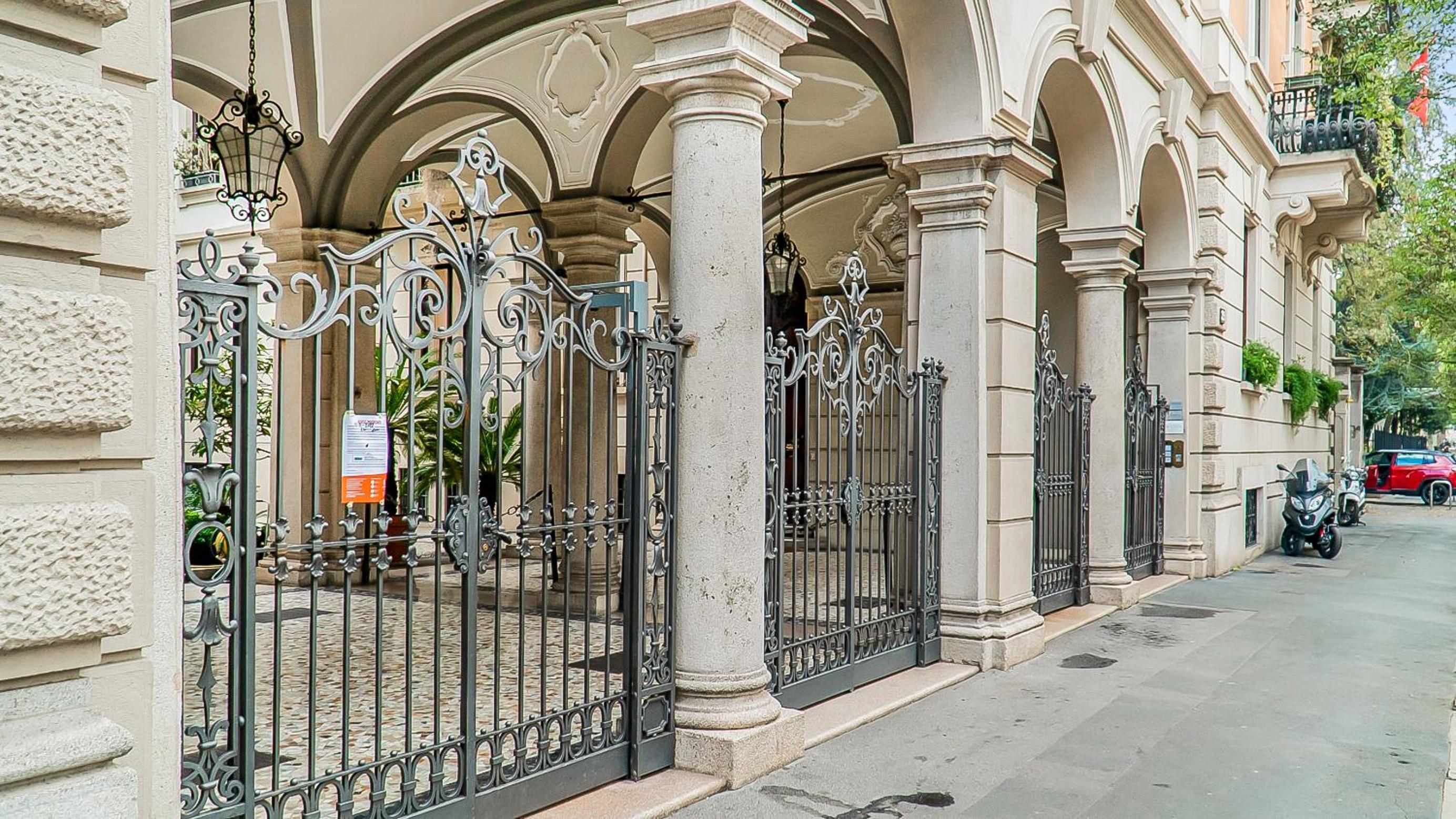 Sant'Ambrogio Luxury Residence
