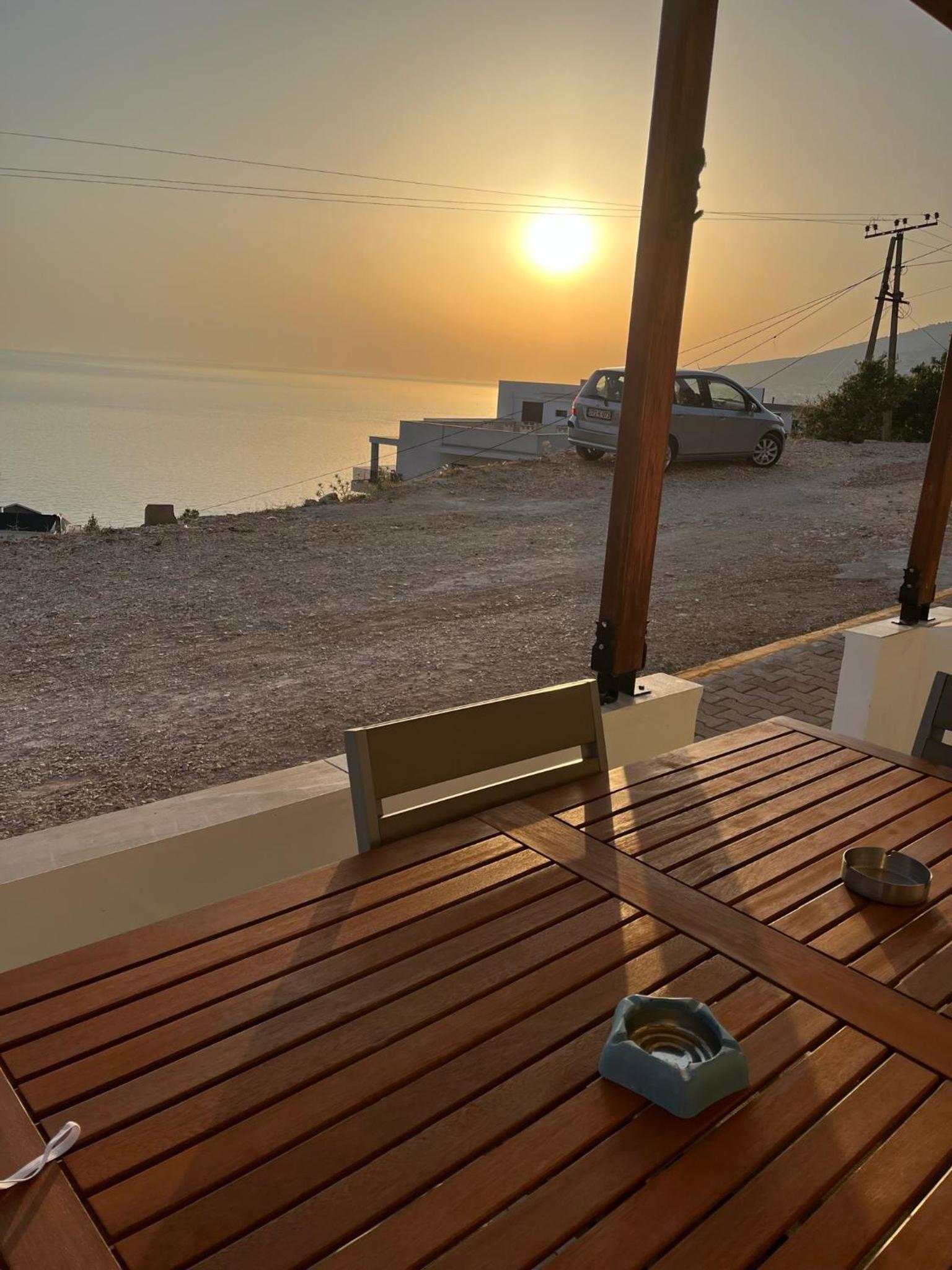 Bluemoon Suites Sarande
