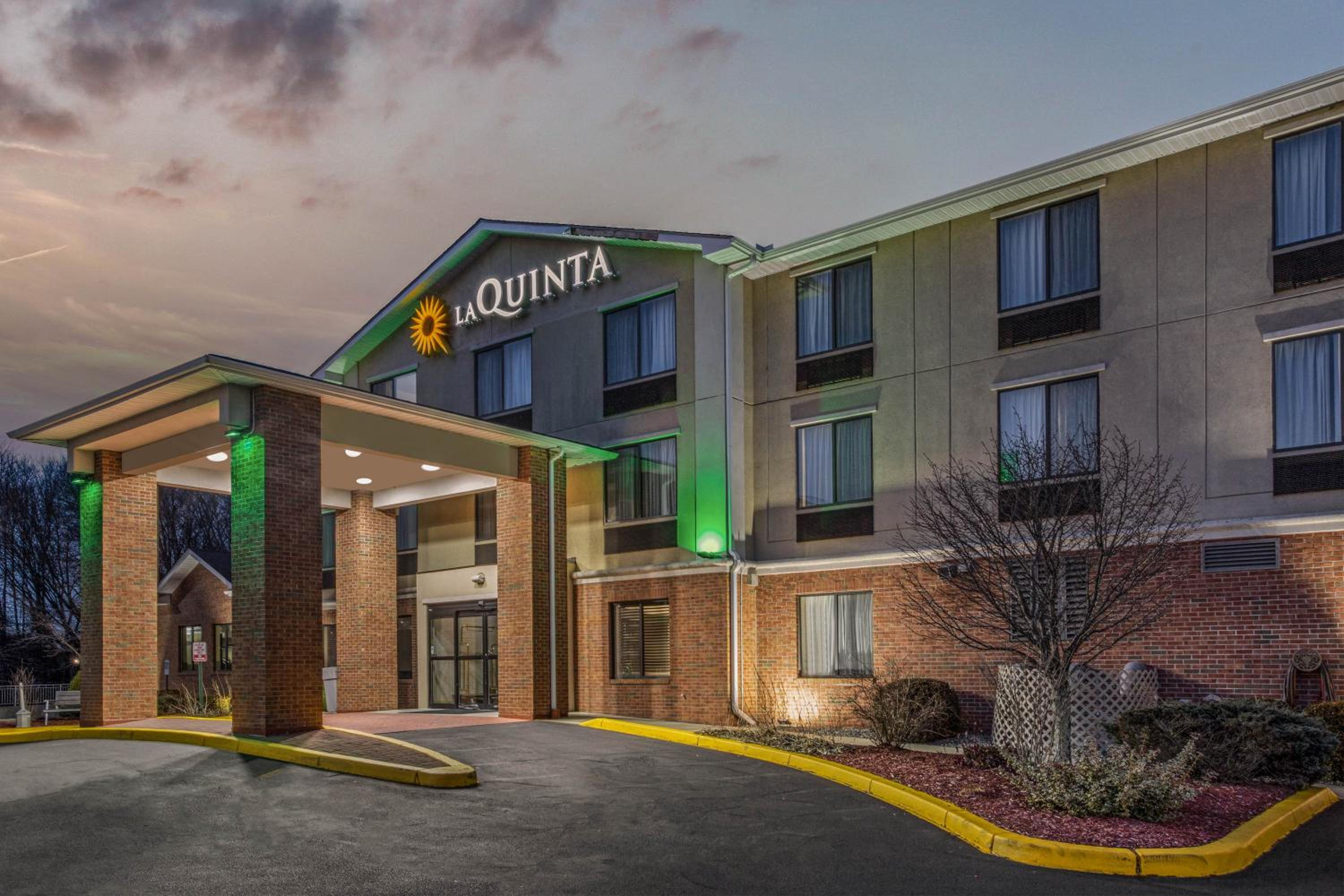 Hotel La Quinta by Wyndham Norwich-Plainfield-Casino - Image 1