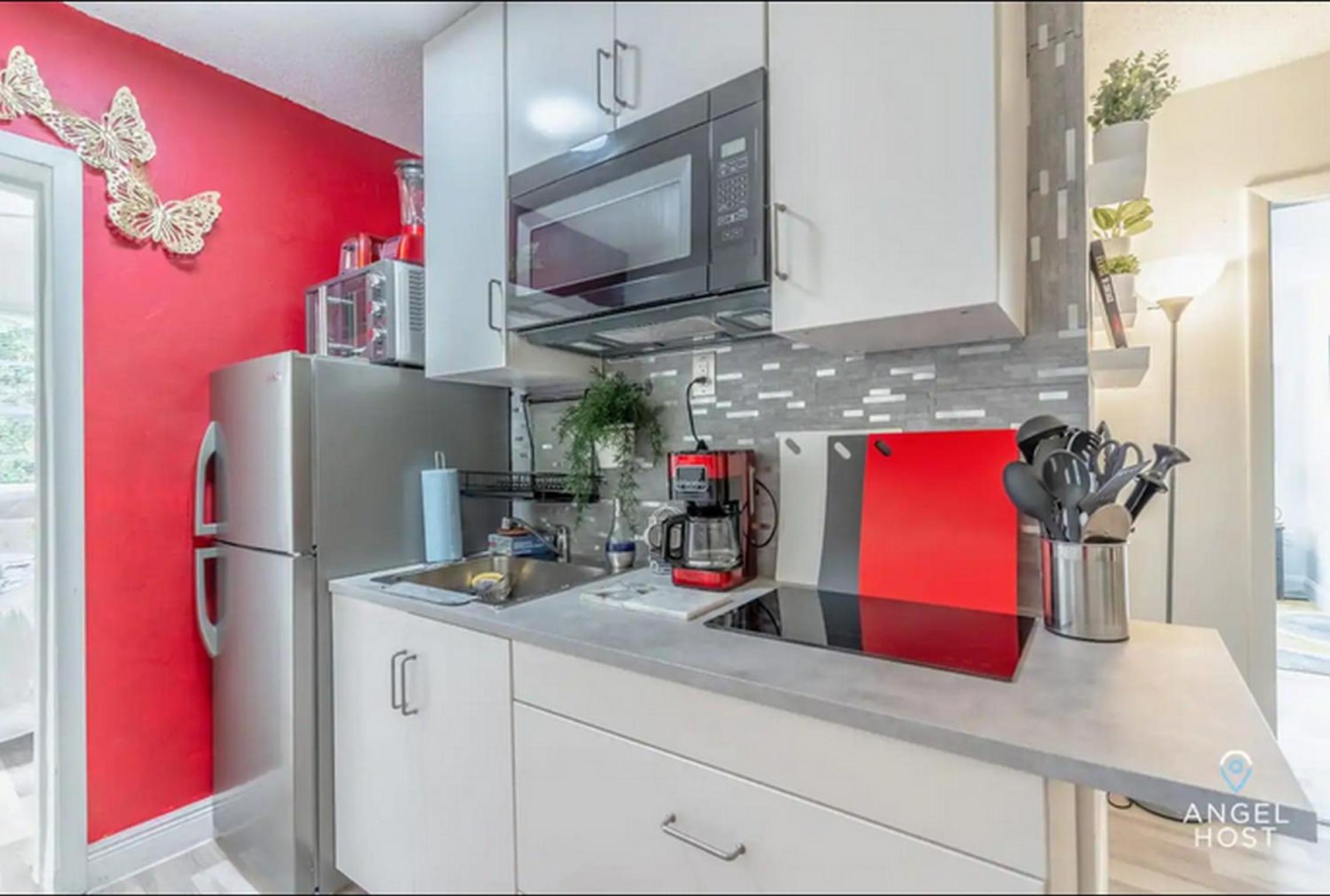 Residential Stay Heart of Design District, Near Wynwood