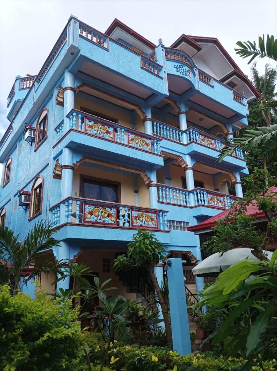 Ocean Breeze Inn