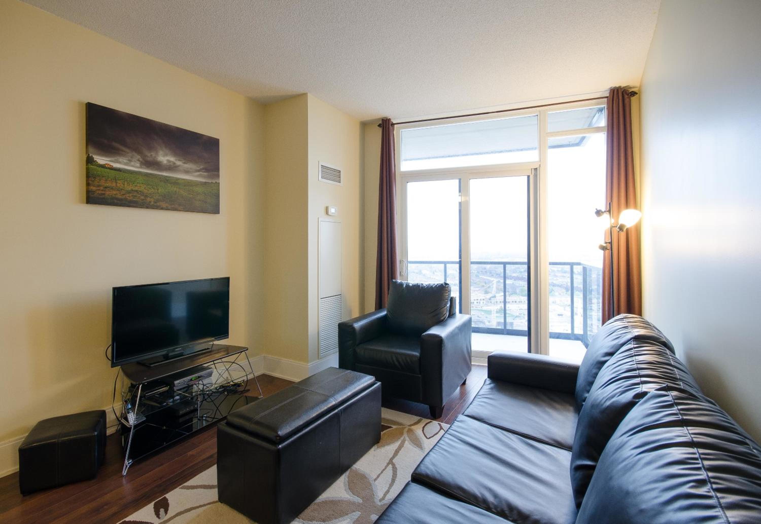 Royal Stays Furnished Apartments - Square One