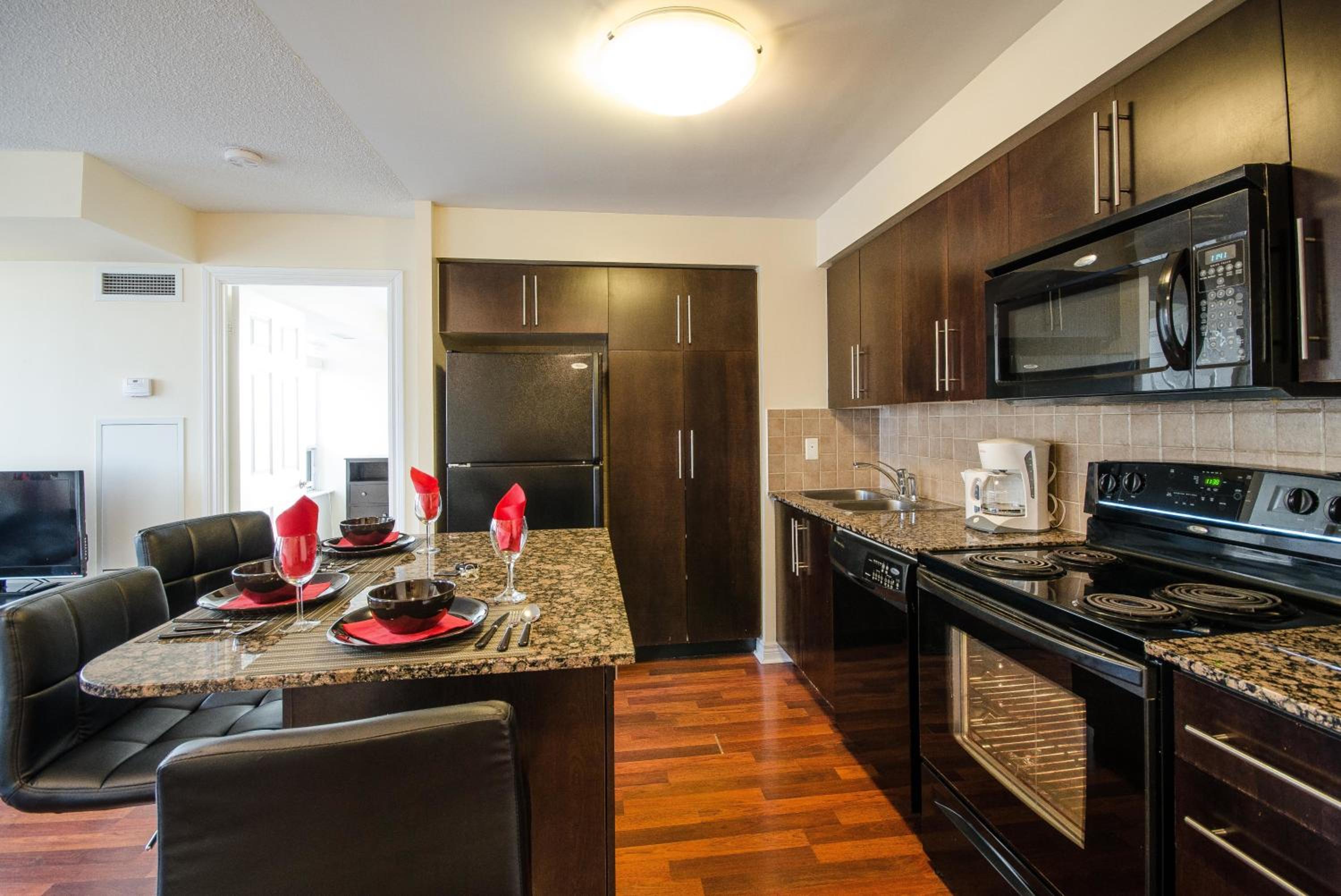 Royal Stays Furnished Apartments - Square One
