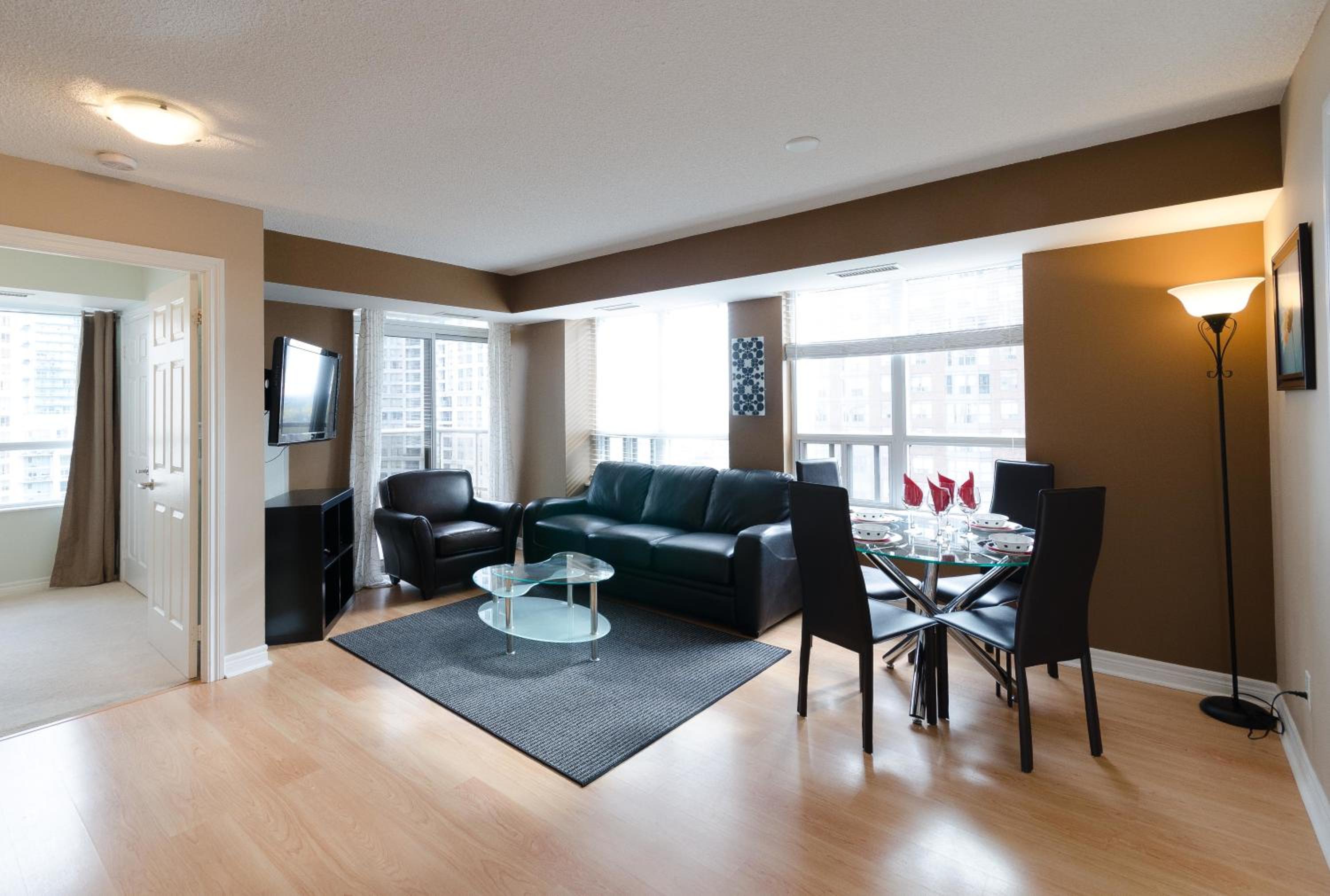 Royal Stays Furnished Apartments - Square One