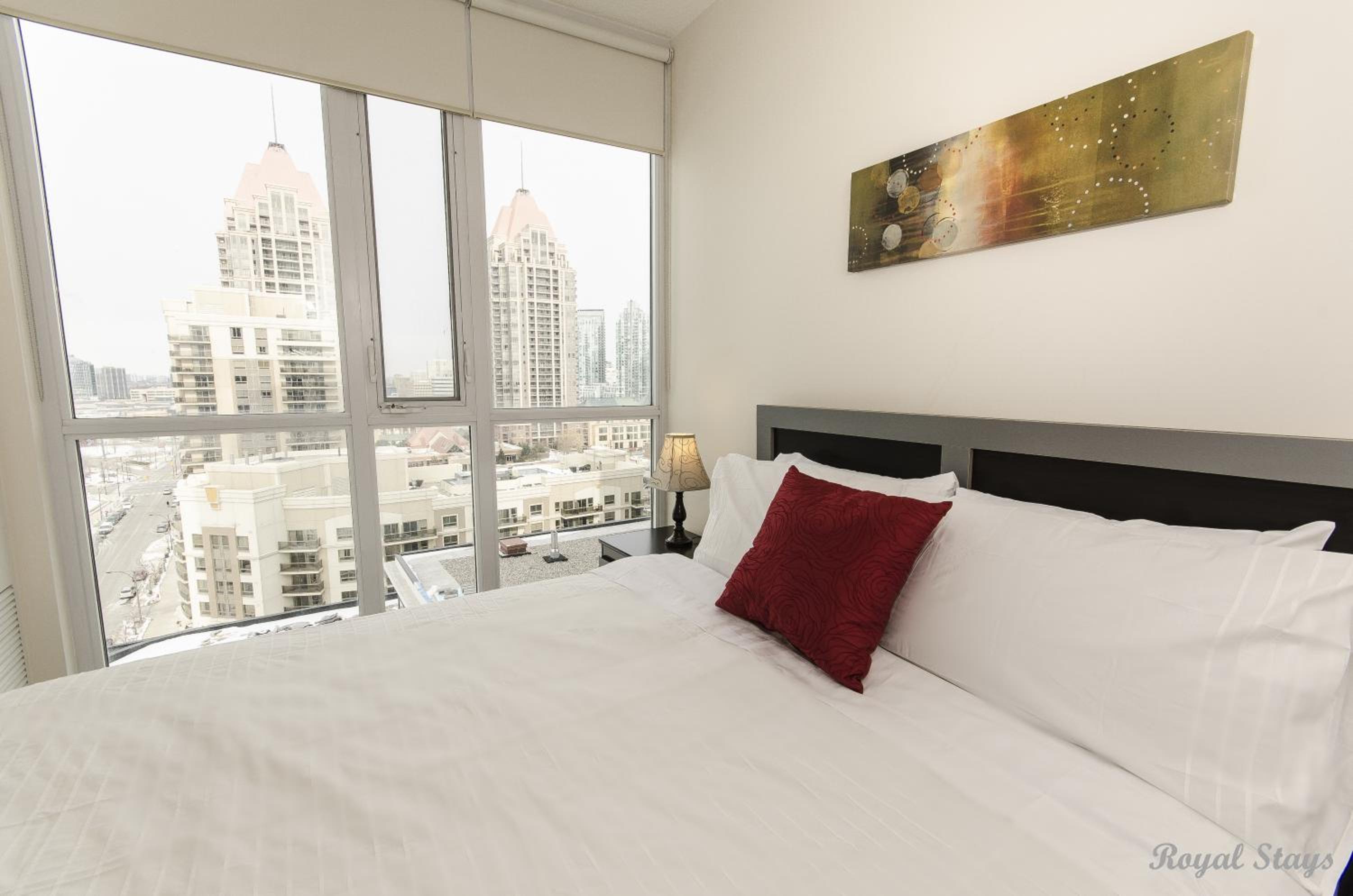 Royal Stays Furnished Apartments - Square One