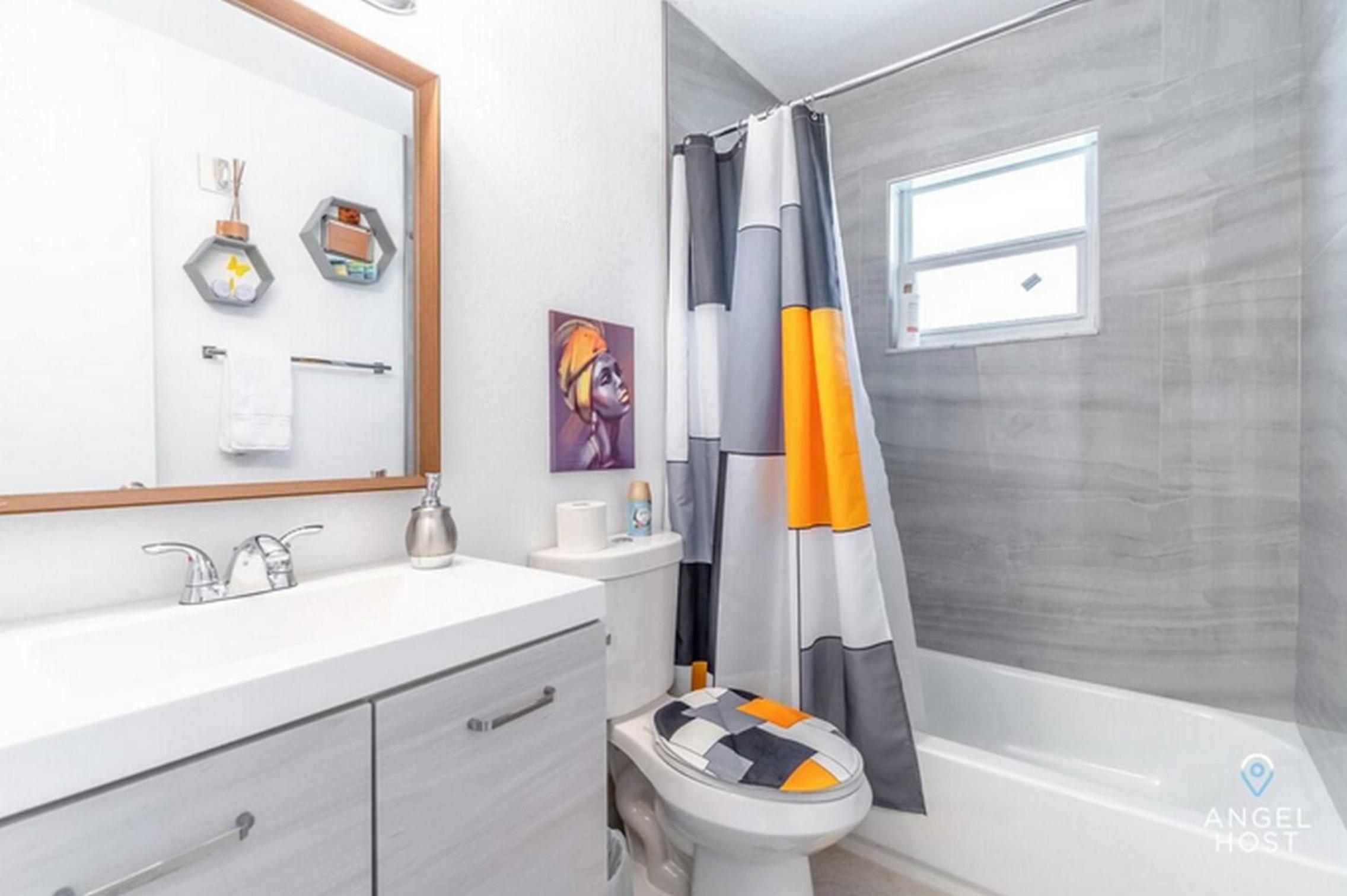 Residential Stay Heart of Design District, Near Wynwood