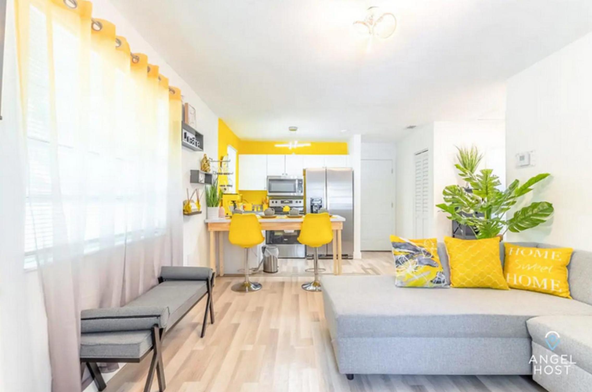 Residential Stay Heart of Design District, Near Wynwood