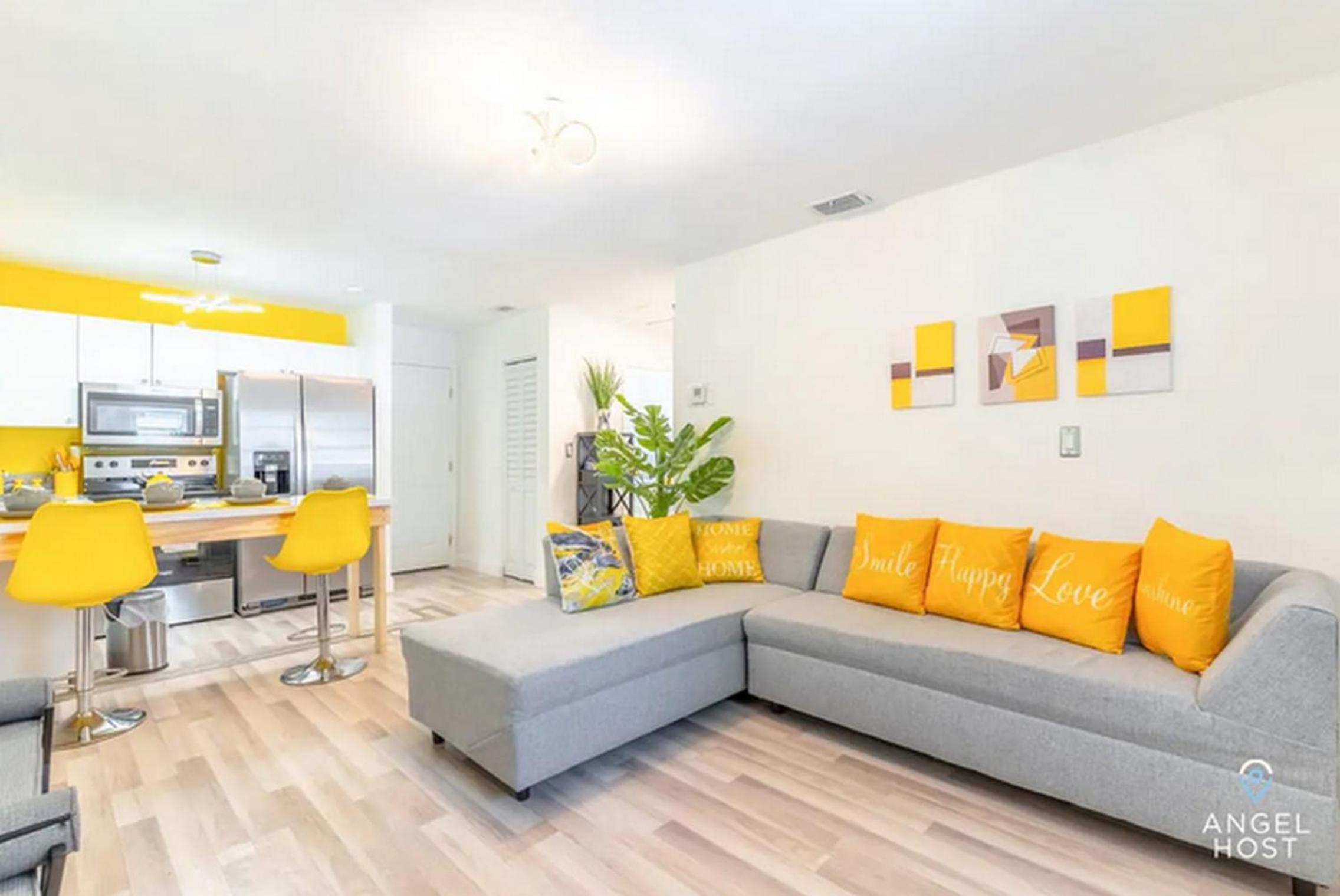 Residential Stay Heart of Design District, Near Wynwood