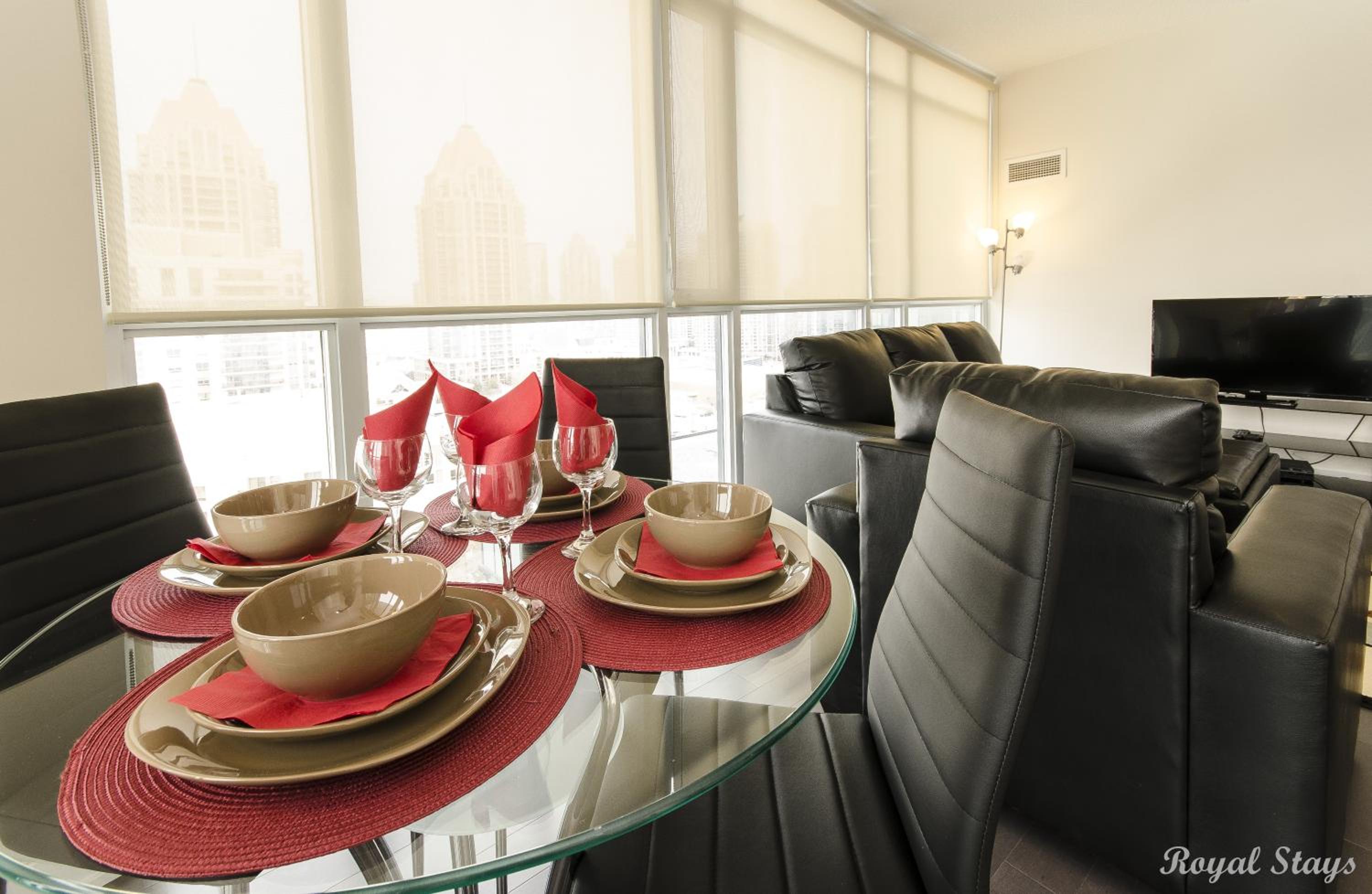 Royal Stays Furnished Apartments - Square One
