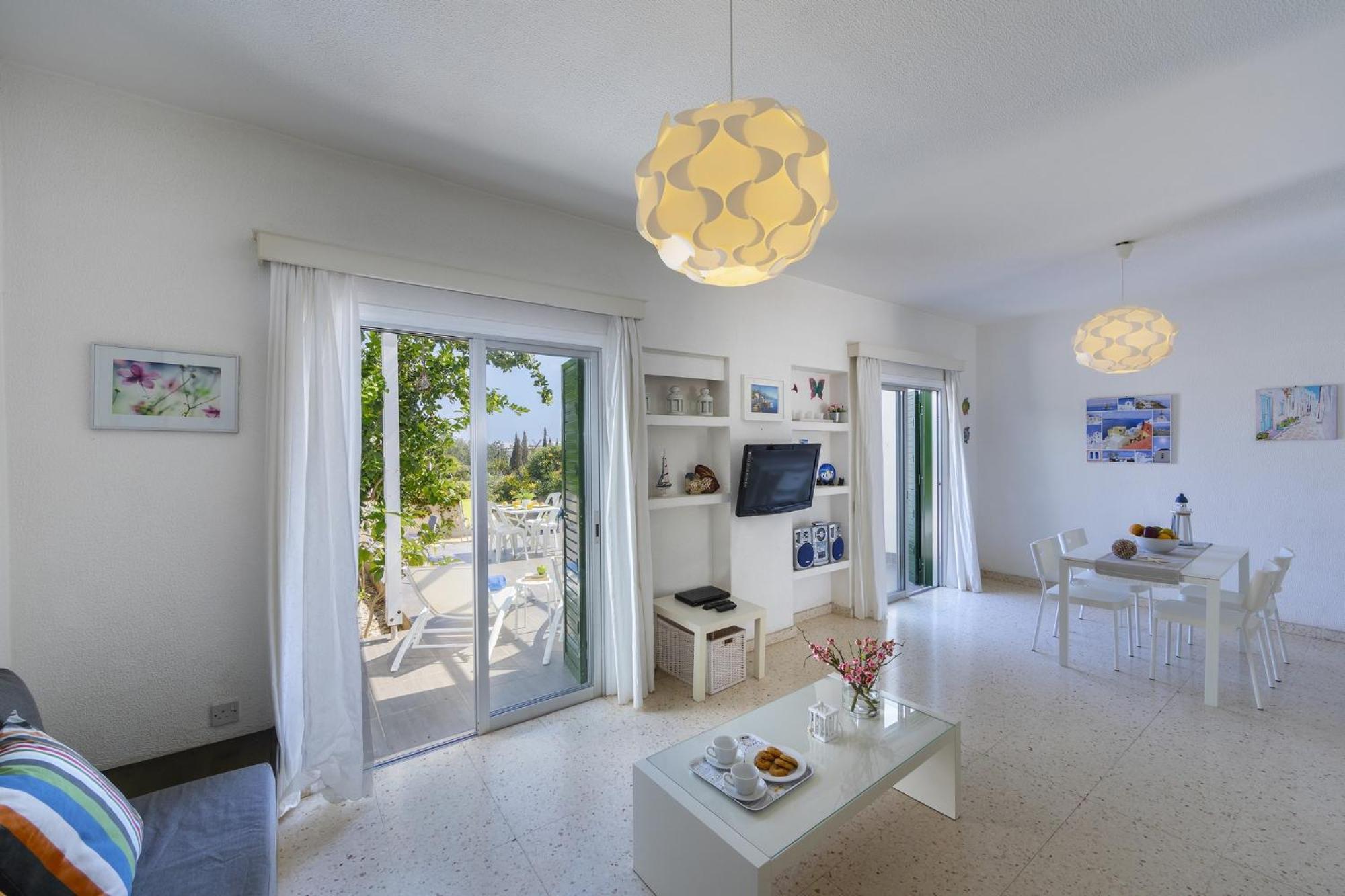 Melis Villa - Charming villa in Central Protaras view 3