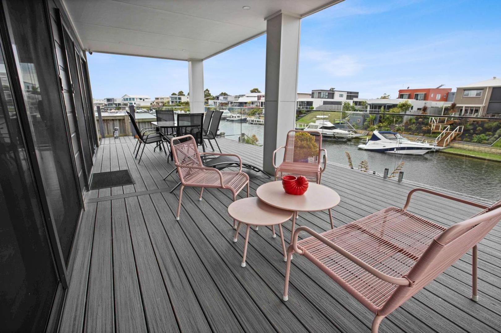 Riviera View