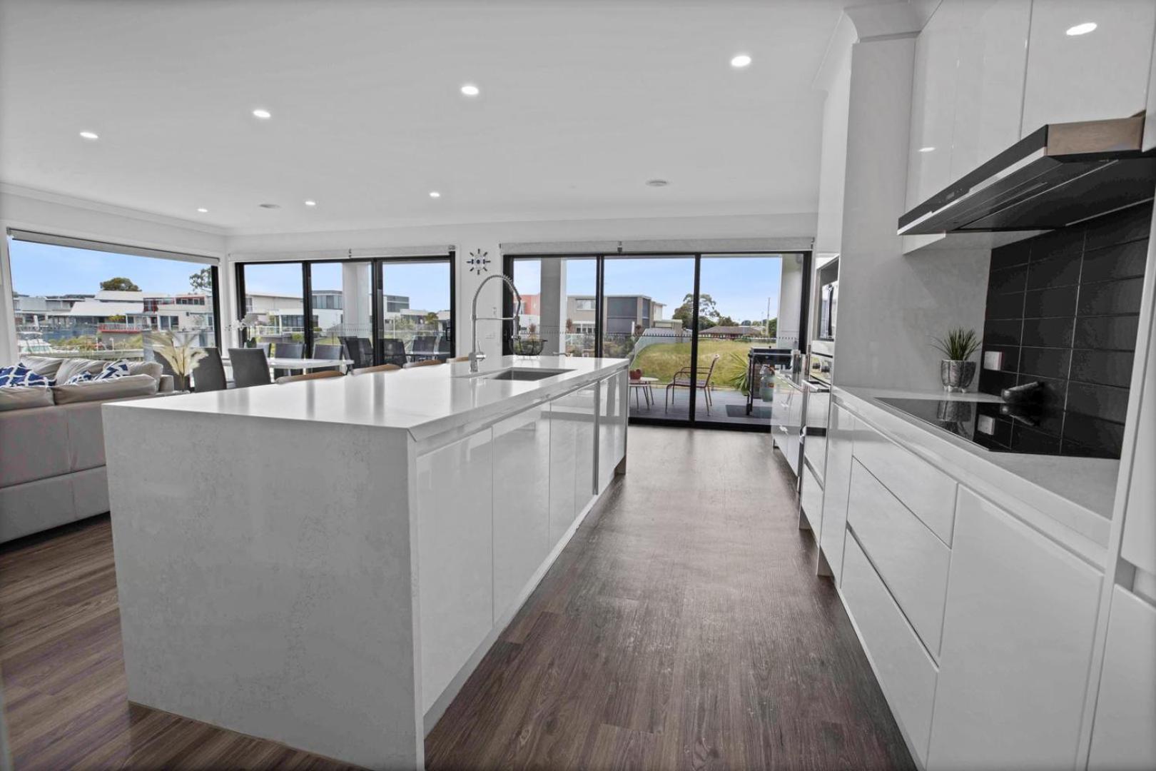 Riviera View