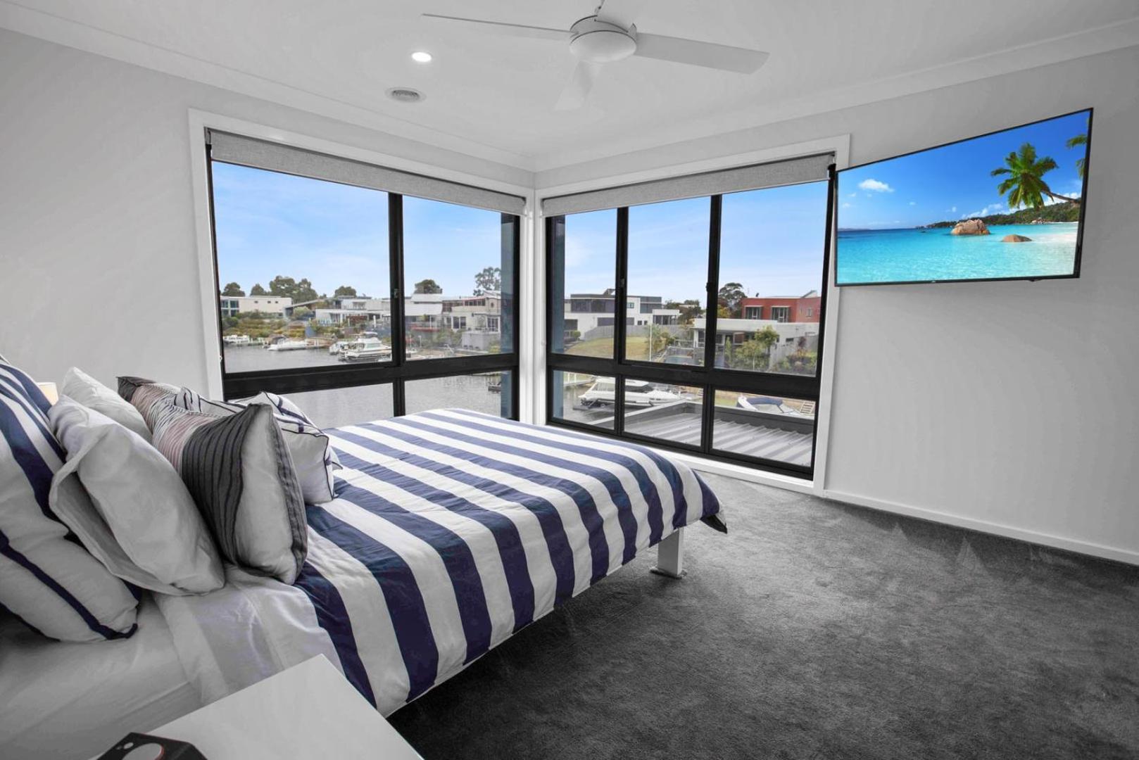 Riviera View