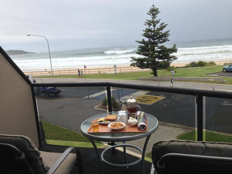 Beach House Mollymook