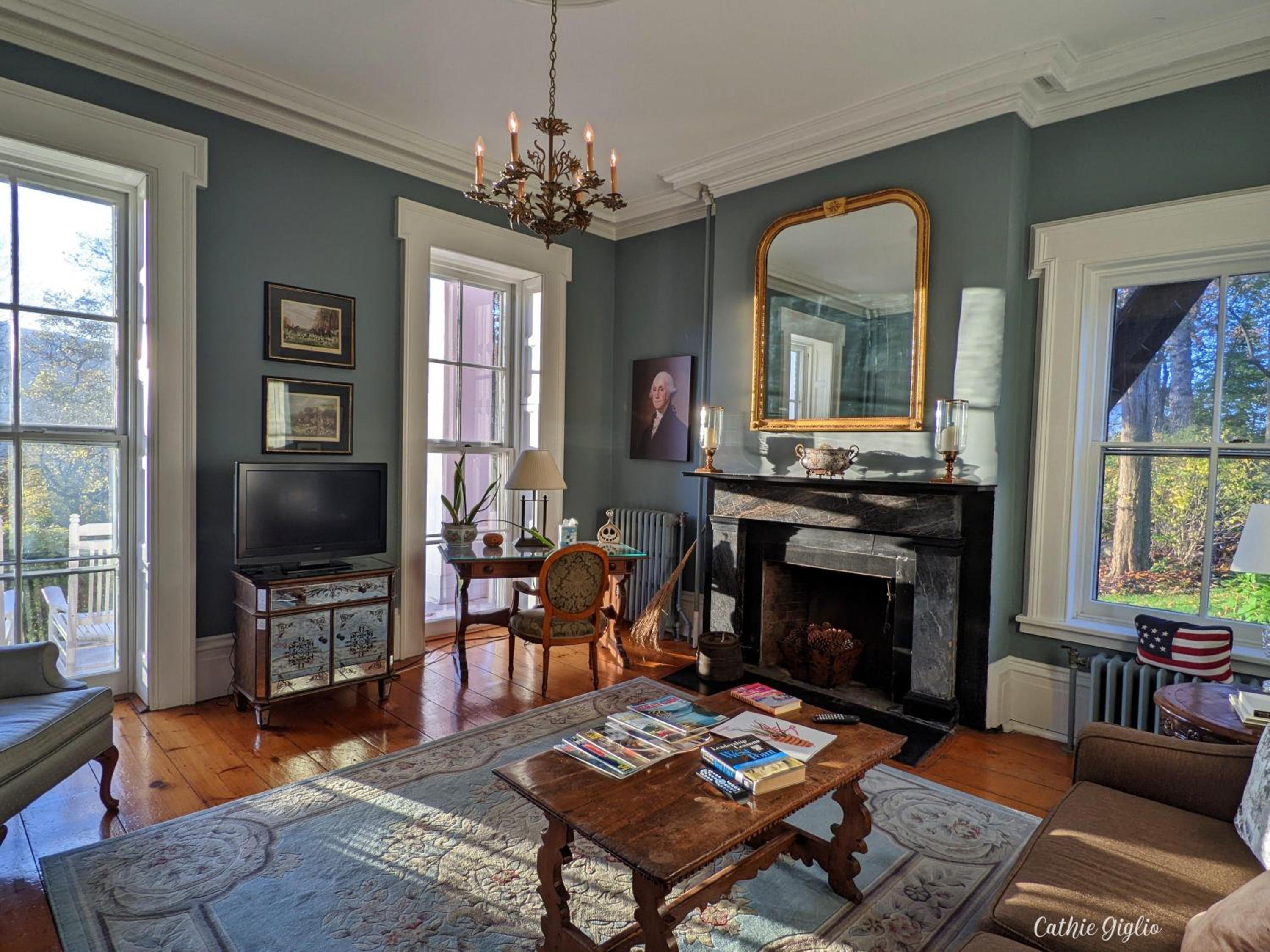 Cromwell Manor Inn - Property Image 21