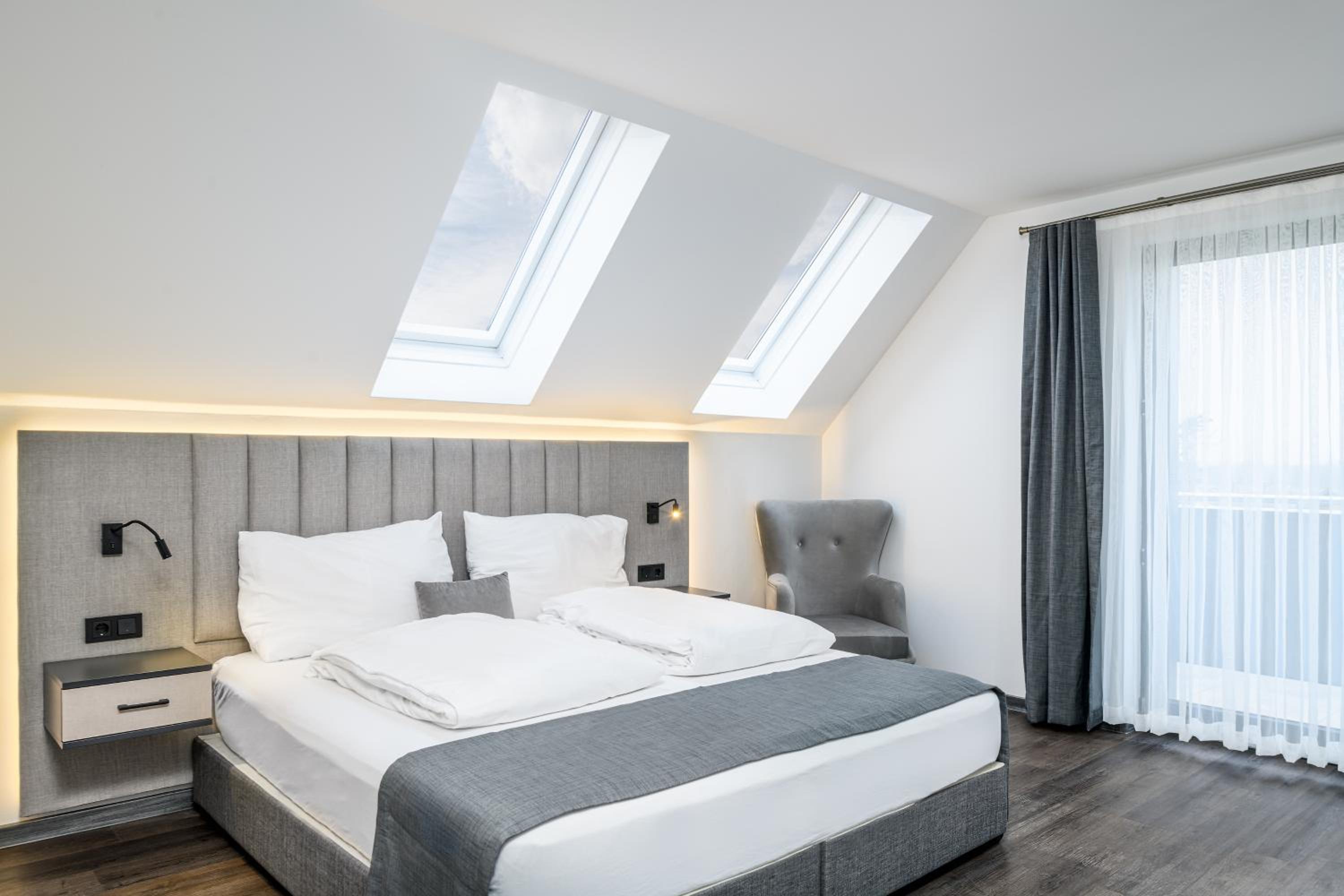 PARKHOTEL BRAUNAU - 24 Stunden Self Check-IN