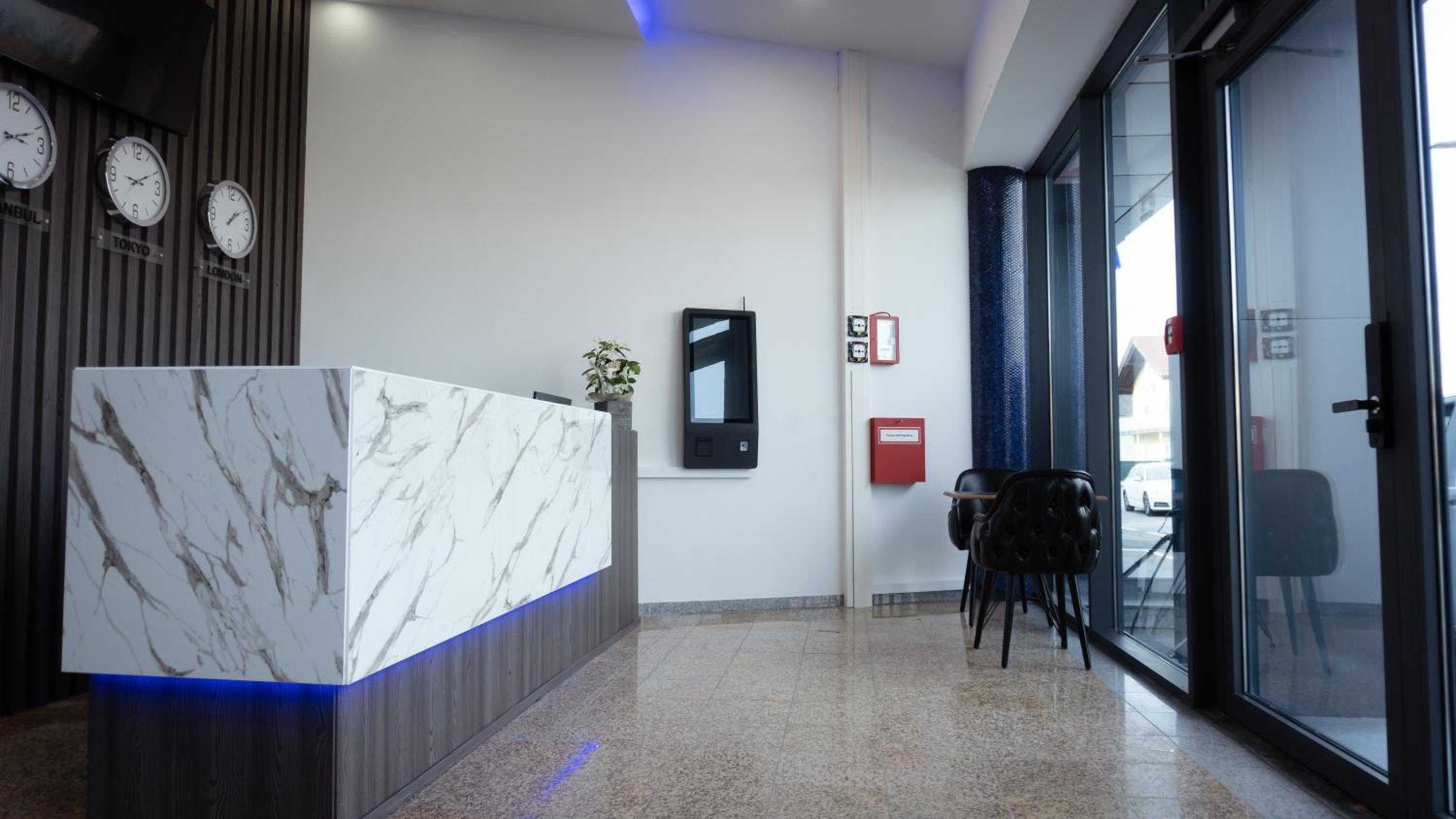 PARKHOTEL BRAUNAU - 24 Stunden Self Check-IN