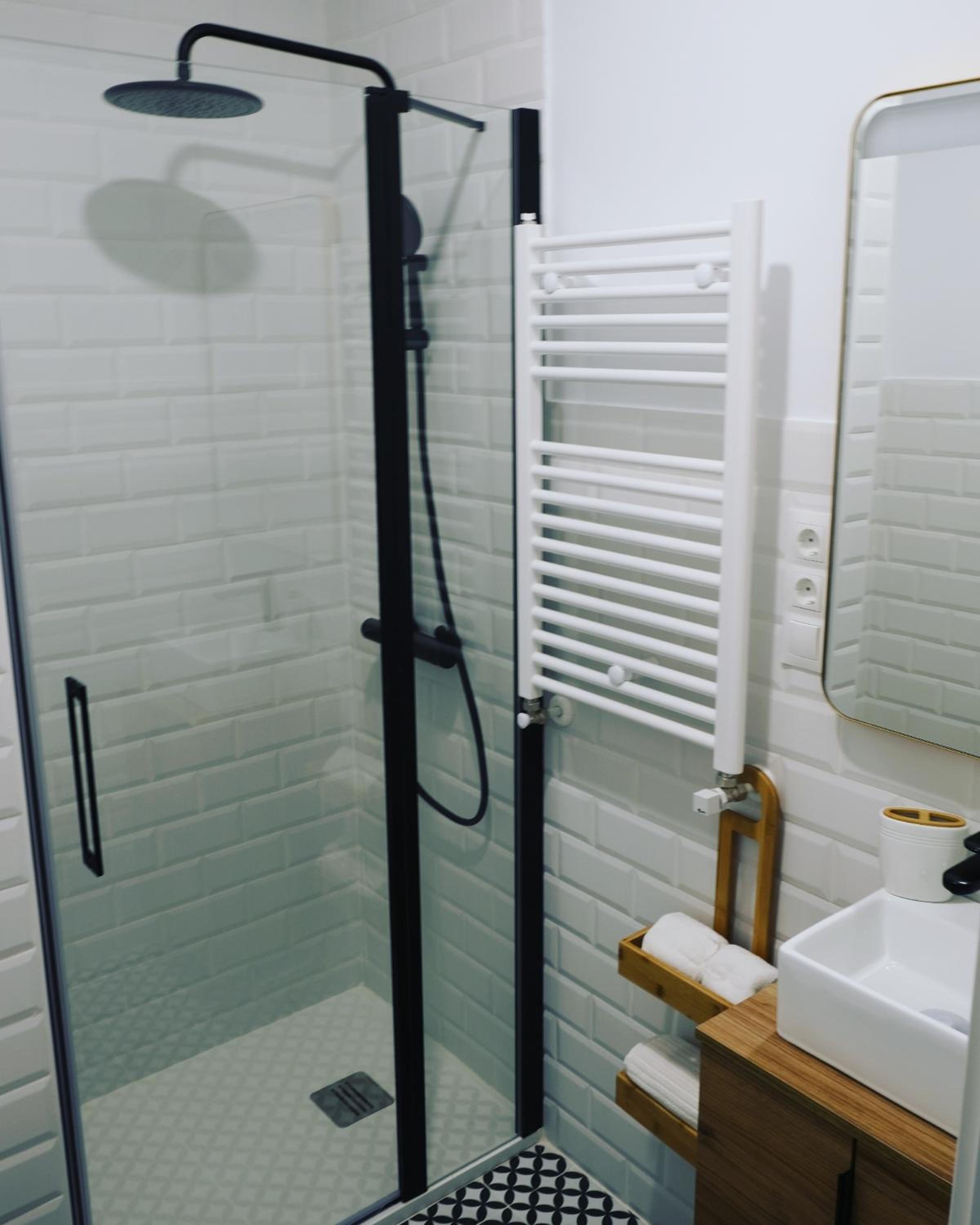 Bright and modern apartment in Bilbao city center