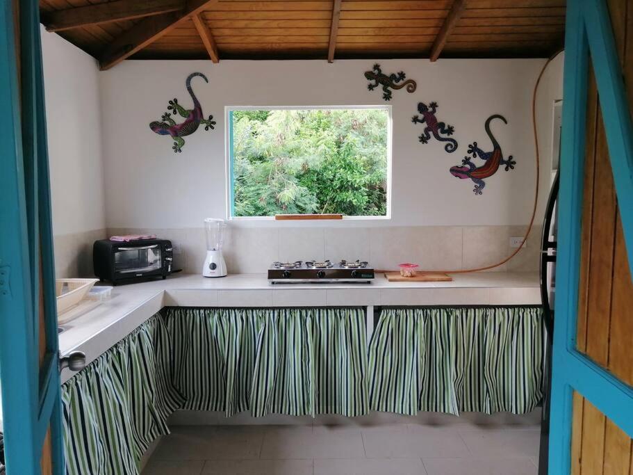 Mi Hermosa - Casa Isleña a 70 Metros de la Playa