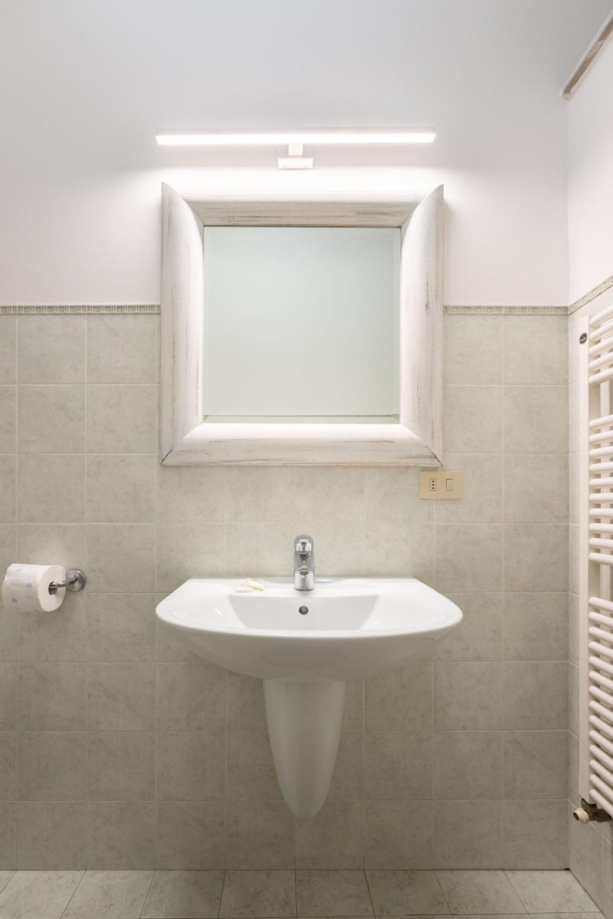 Terme Apartment en Florence — bathroom