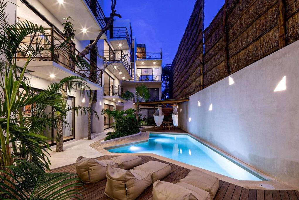 Saskab 2 King Studio in the Jungle w/ Pool&Yoga view 2
