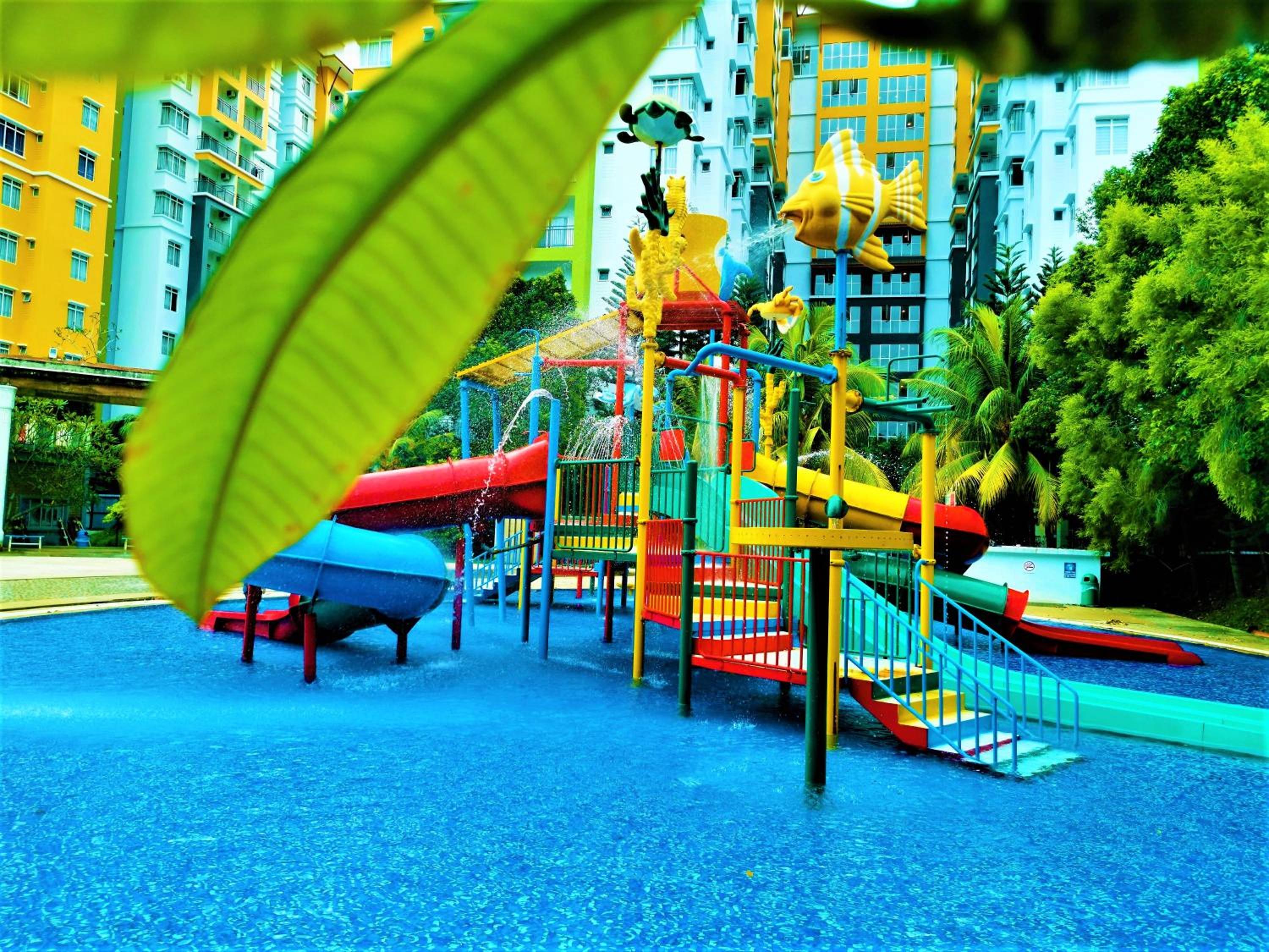 FREE 4 WATER THEMEPARK Tickets & WiFi Stay Melaka photo 1