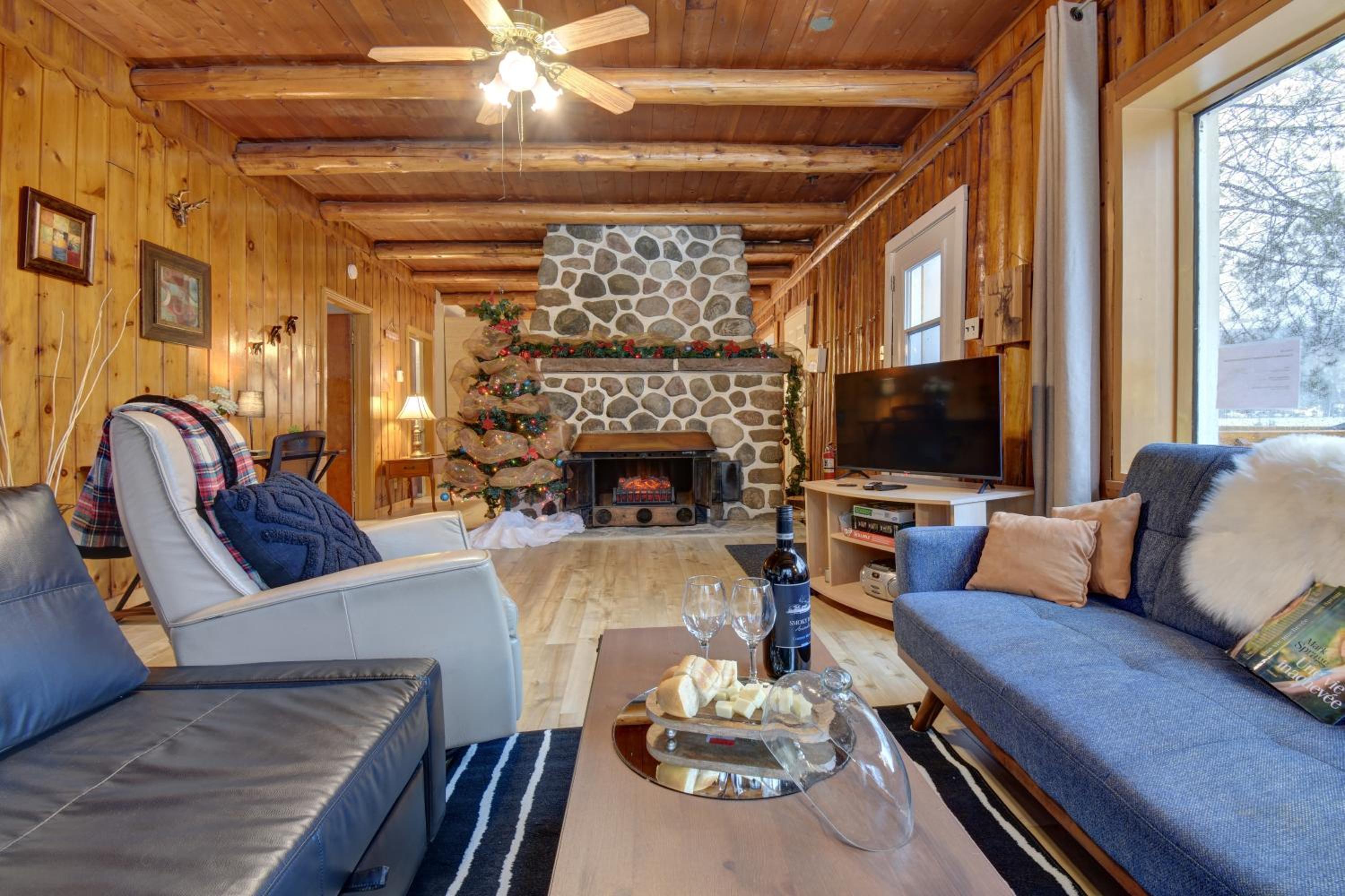 The Laurentides PrivateLog and Spa Escape