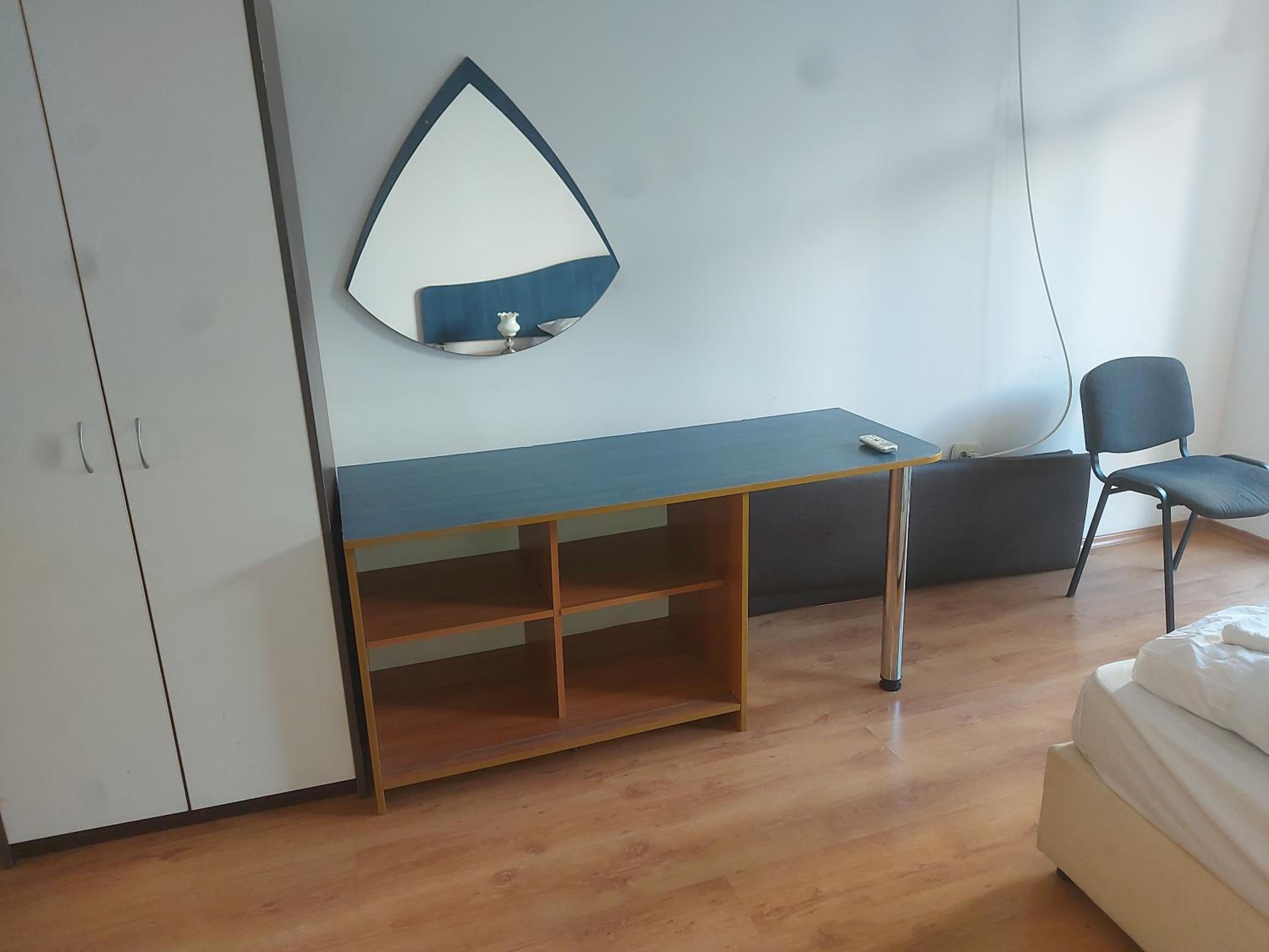 Studio and 1bedroom apartment Burgas - Economy