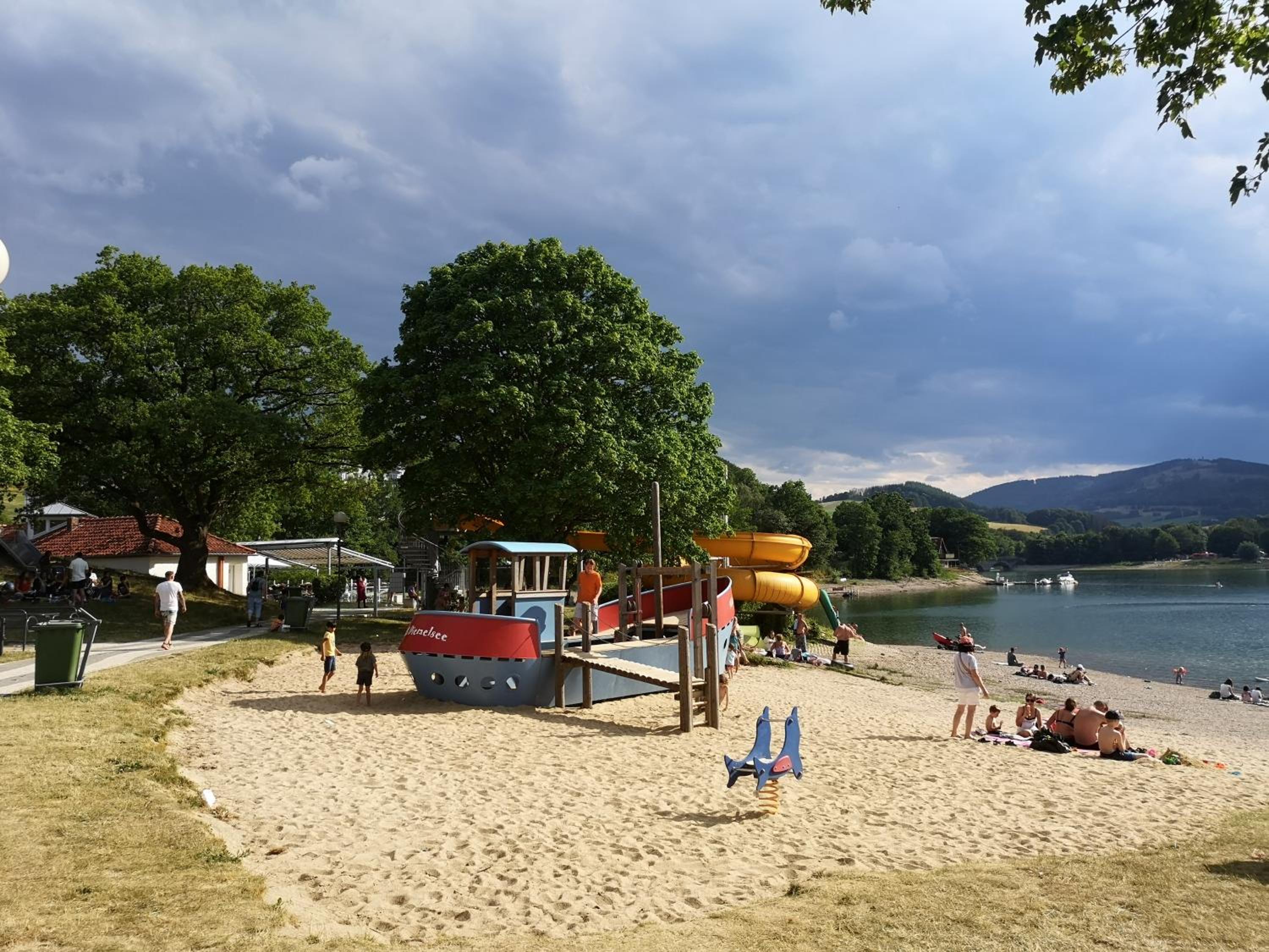 Top Ferienwohnung am Diemelsee, Sauerland Nähe Willingen Winterberg