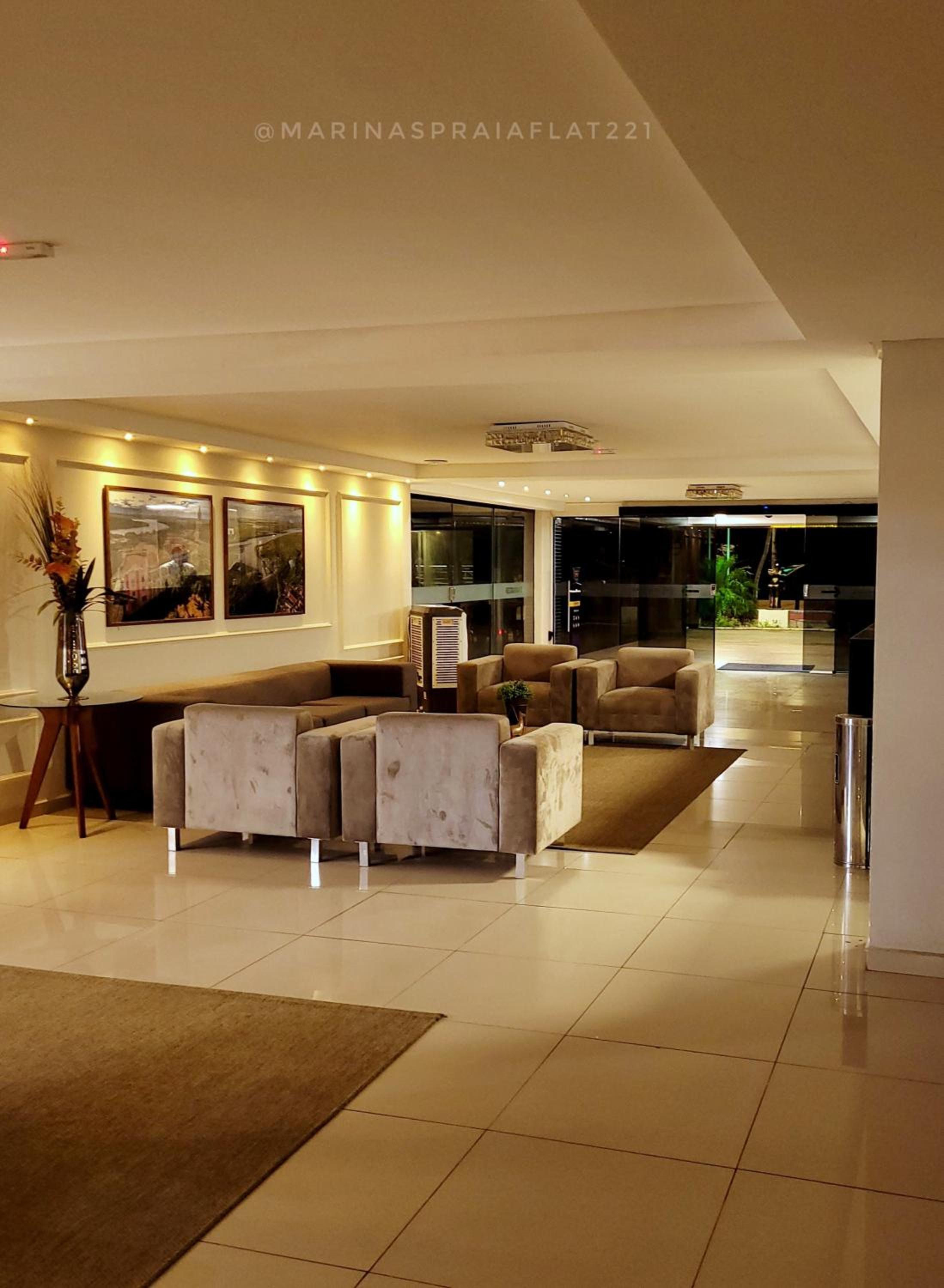 Marinas Praia Flat 221, Cabo Branco, Busto de Tamandaré, prédio frente mar