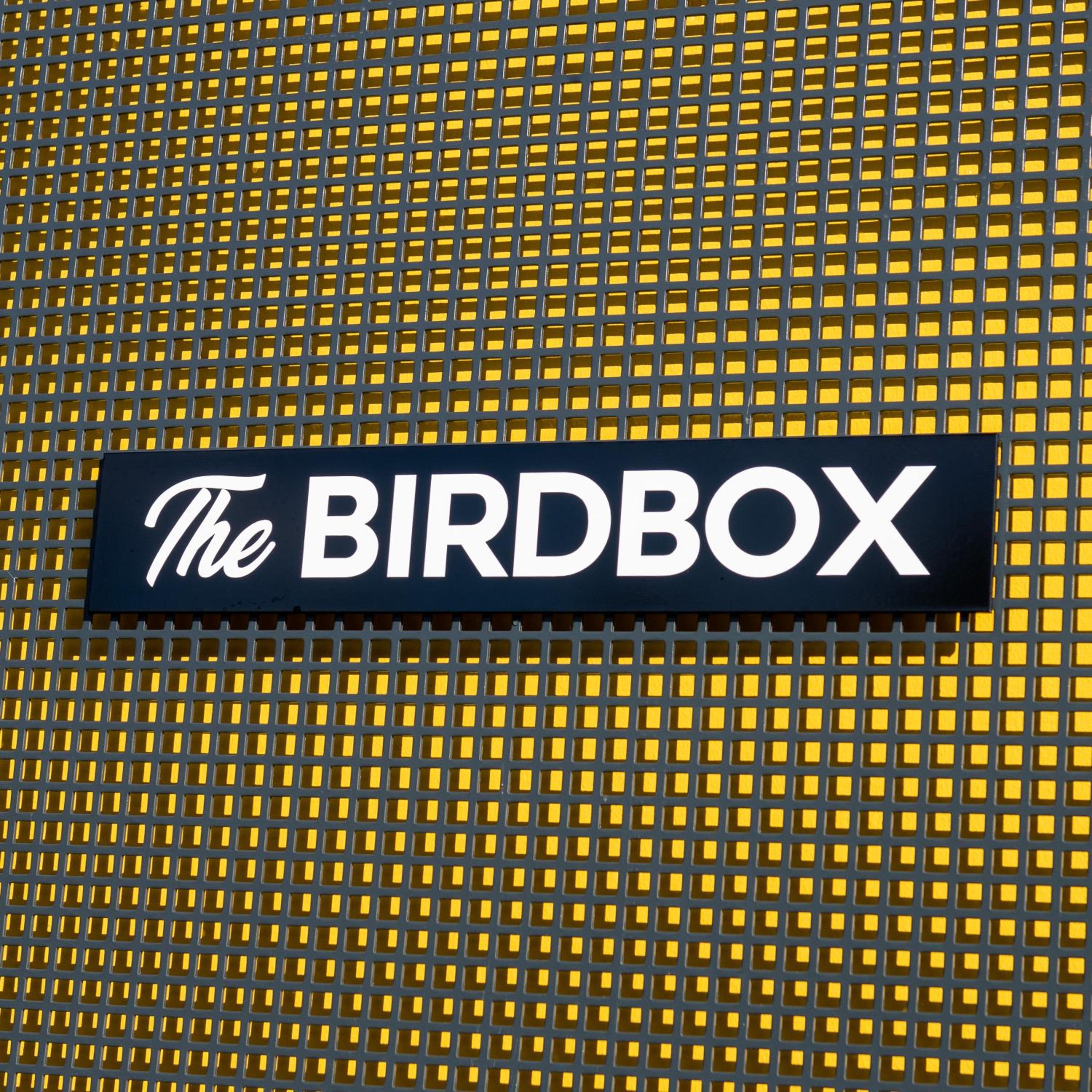 The Birdbox - Unique Hot Tub Cabin in Millport view 2